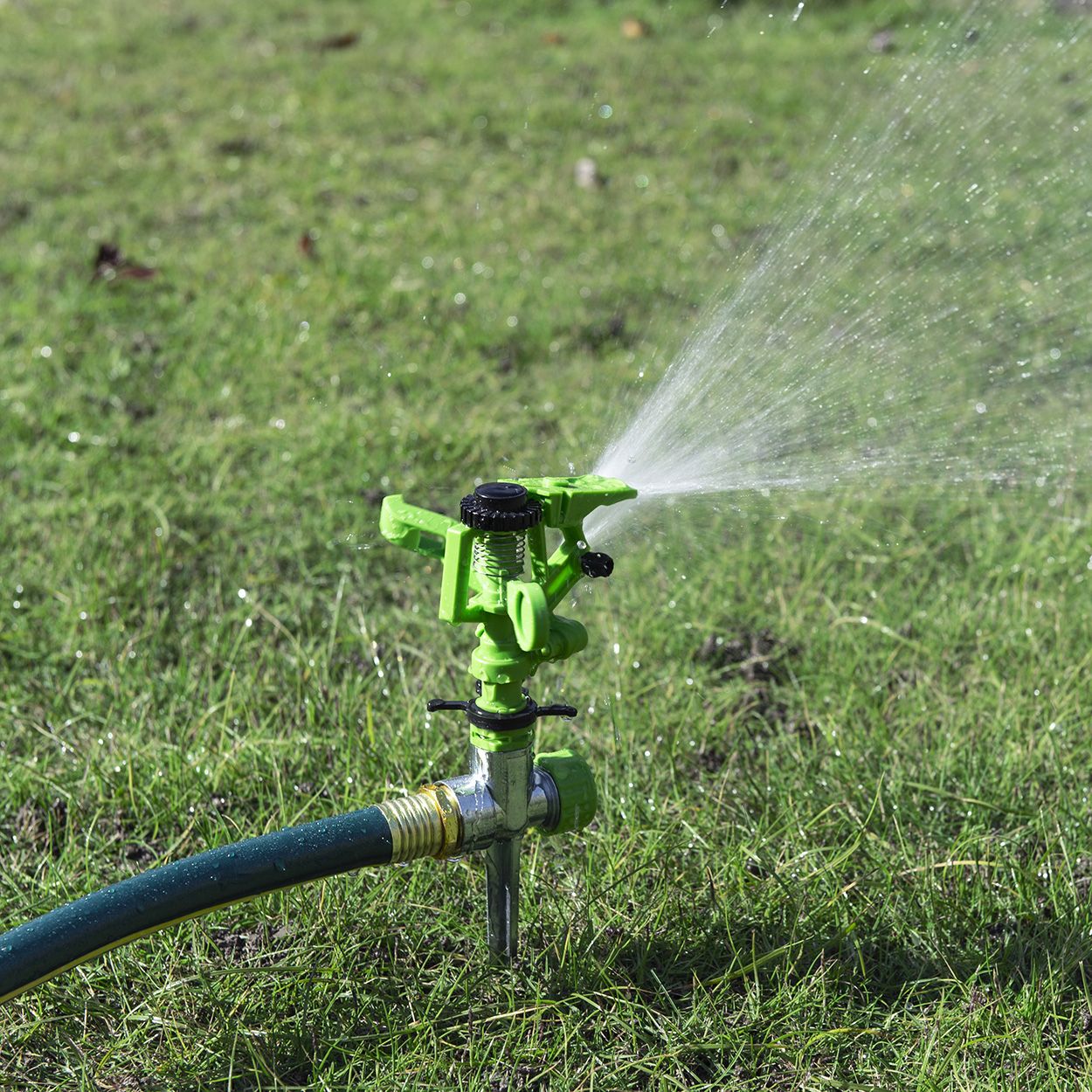 Yardsmith Impulse Spike Sprinkler