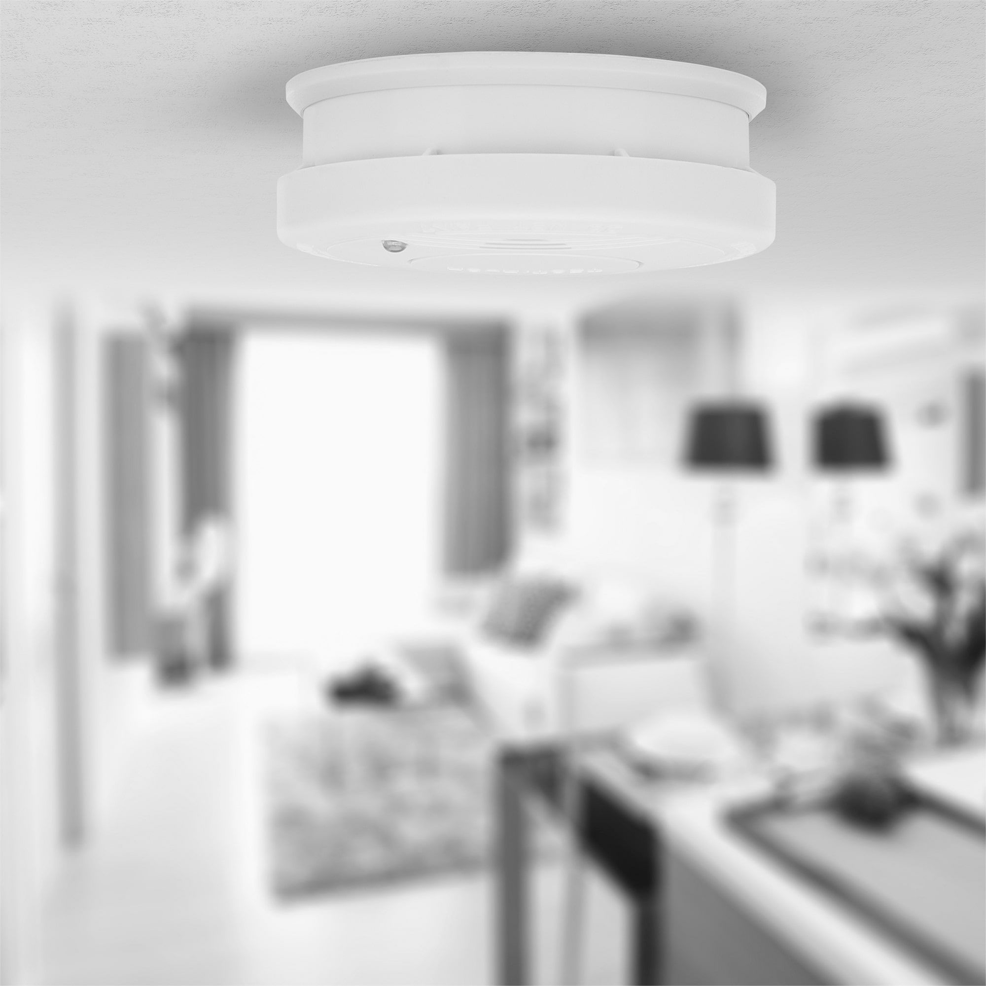 Smartwares 1 Year Battery Optical Smoke Alarm