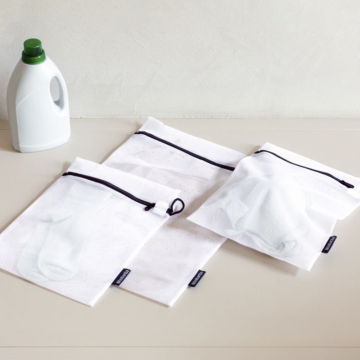 Brabantia Wash Bags, Set Of 3, White With Grey Zip