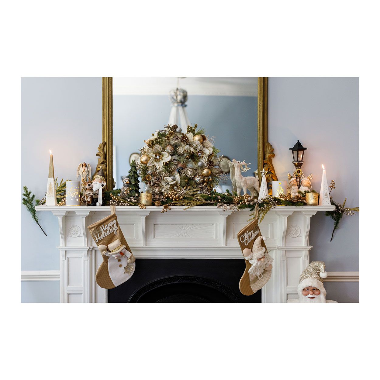 Gold Wreath With Poinsettia