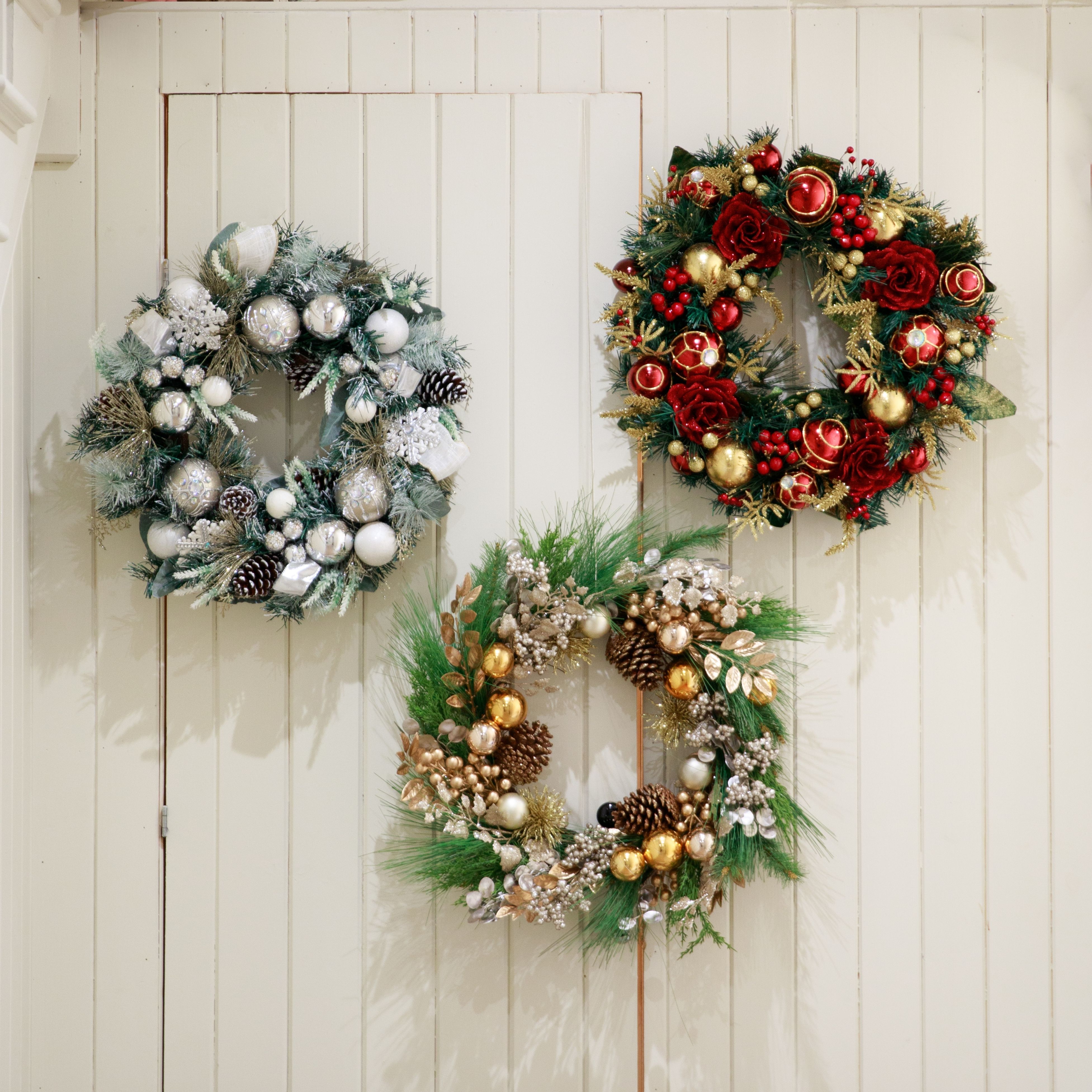 Red Wreath with Gardenia