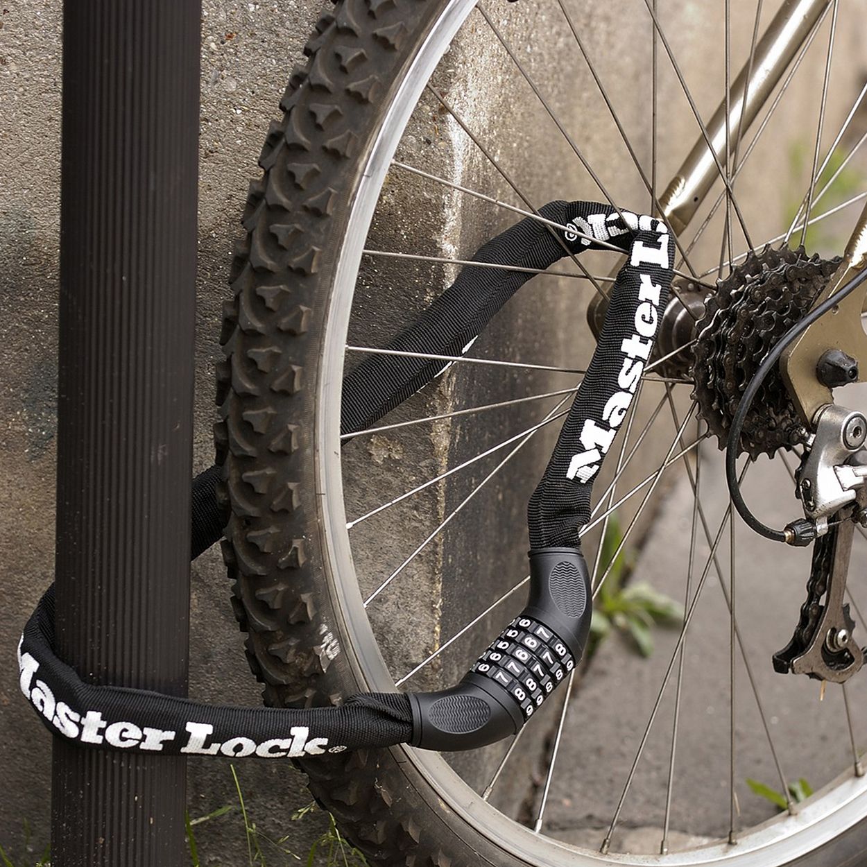 Master Lock 90cm Chain Combination Lock