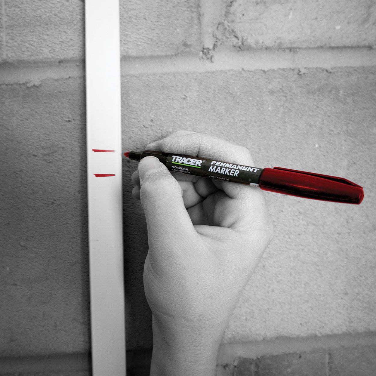 Tracer Permanent Marker Red