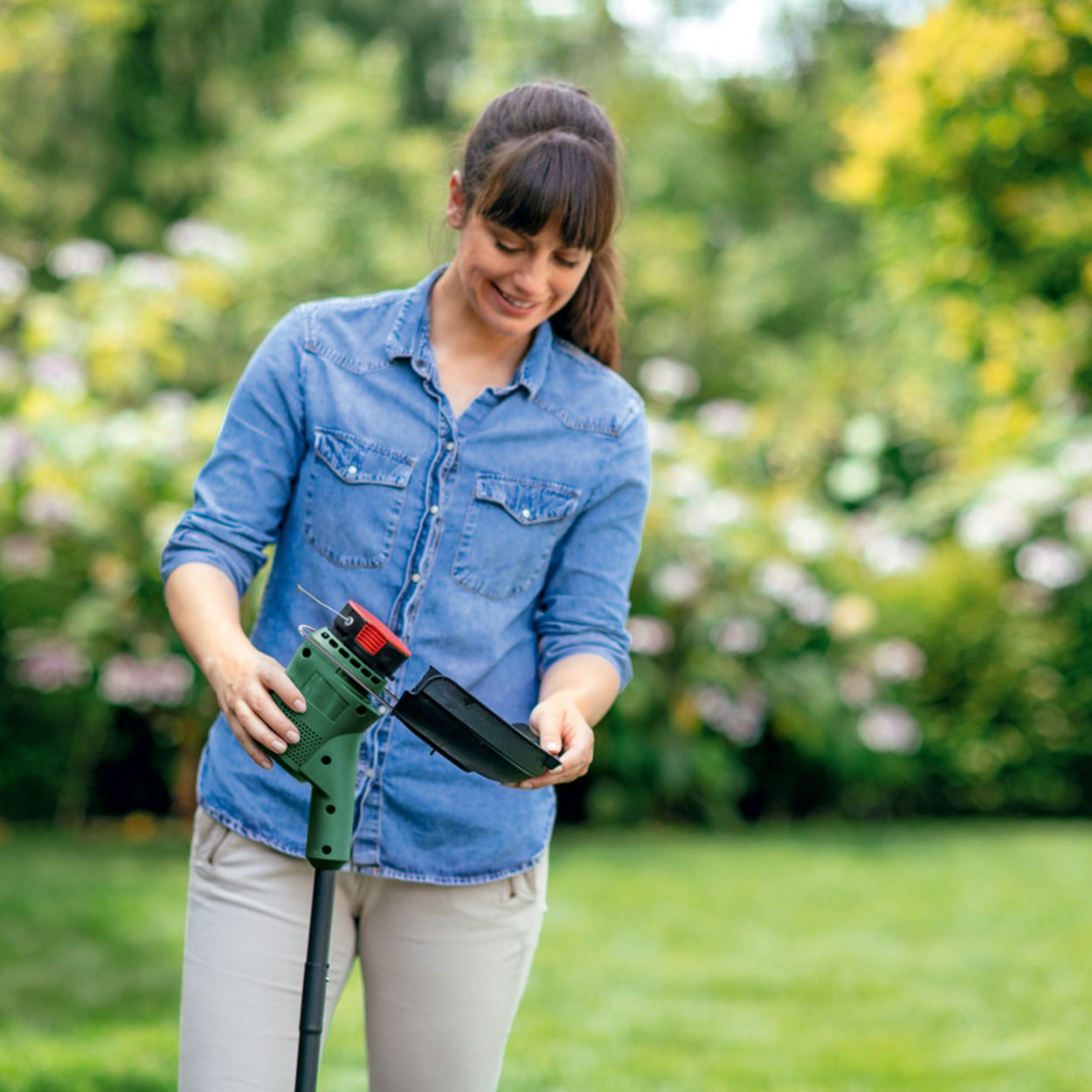 Bosch EasyGrassCut 18-230 2Ah Cordless GrassTrimmer