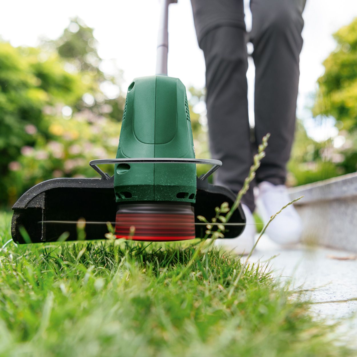 Bosch EasyGrassCut 18-230 2Ah Cordless GrassTrimmer