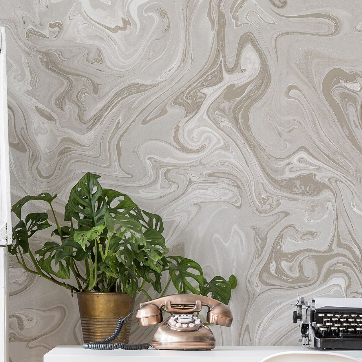 Liquid Gold Marble Wallpaper