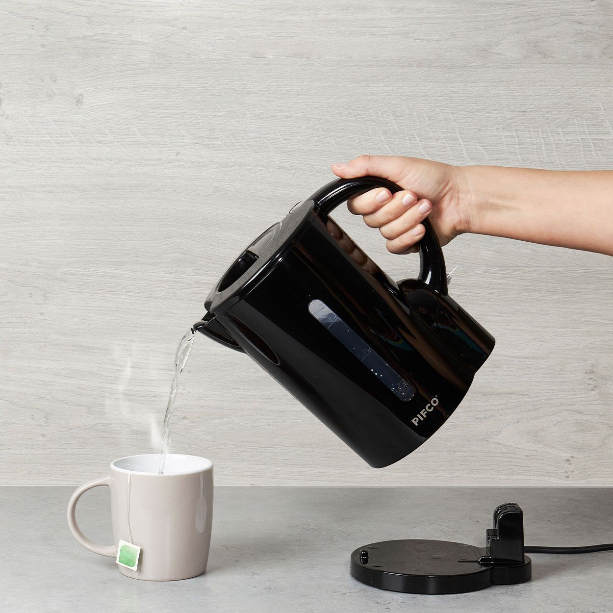 Pifco Kettle 1.7 Litre Black