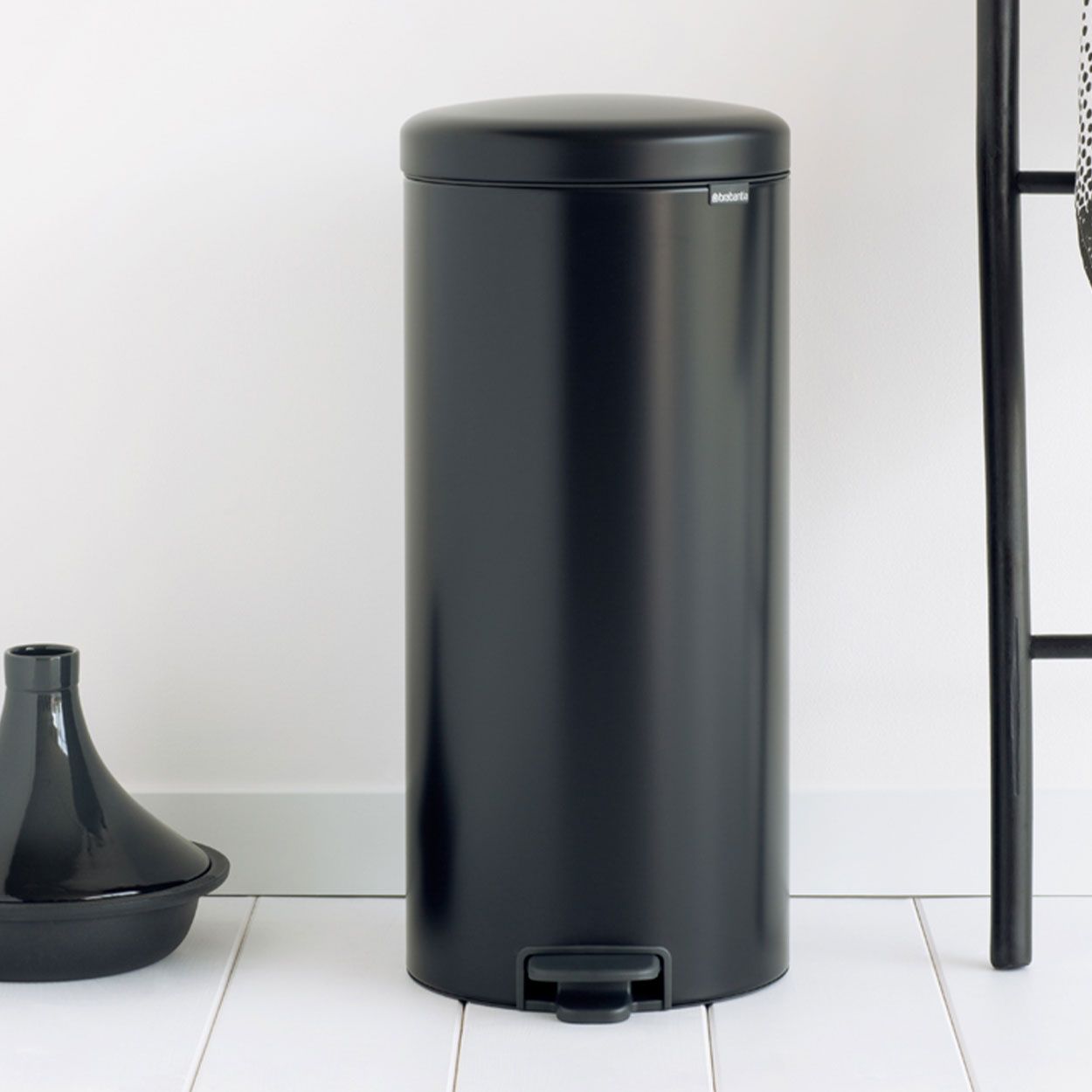 Brabantia Newicon Pedal Bin 30L - Matt Black