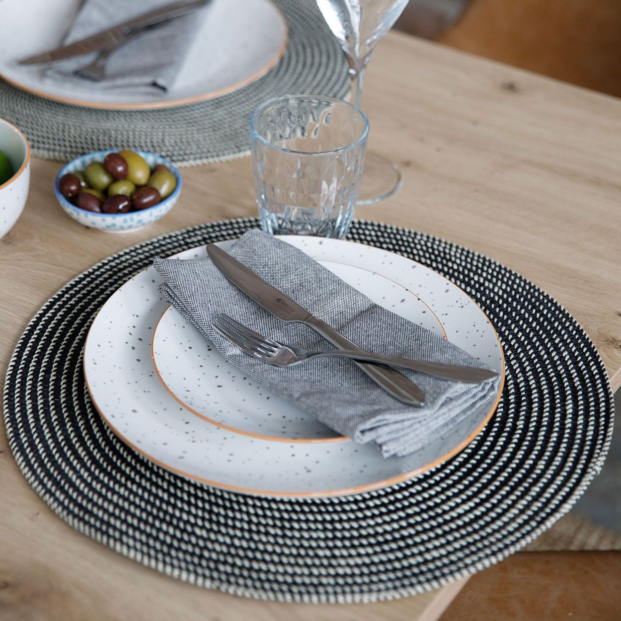 Woven Round Grey Placemat
