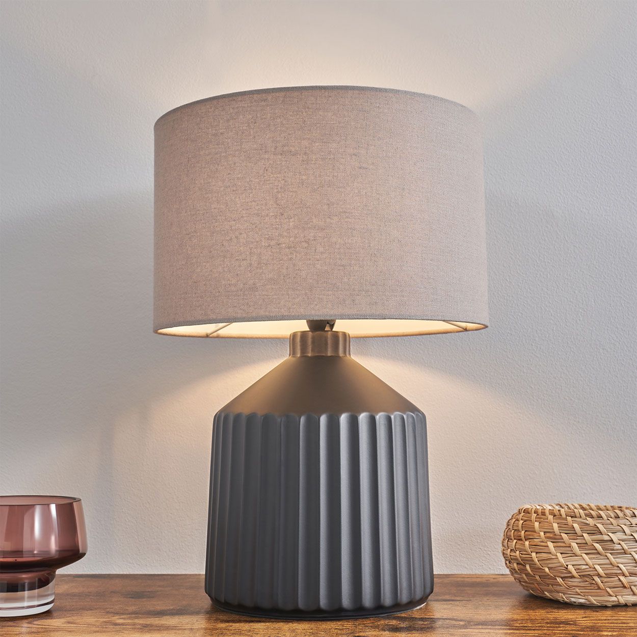 Ceramic Table Lamp - Black