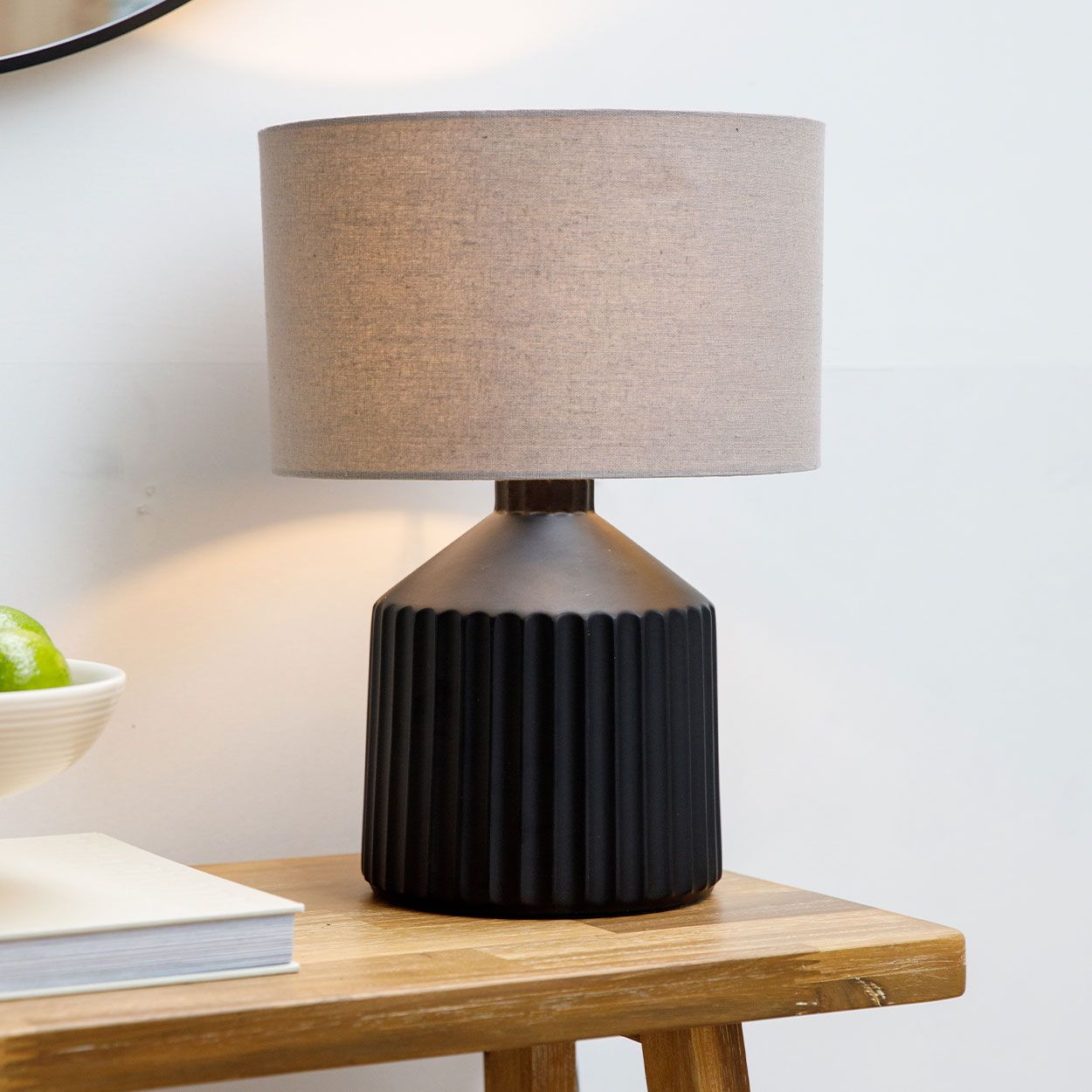 Ceramic Table Lamp - Black