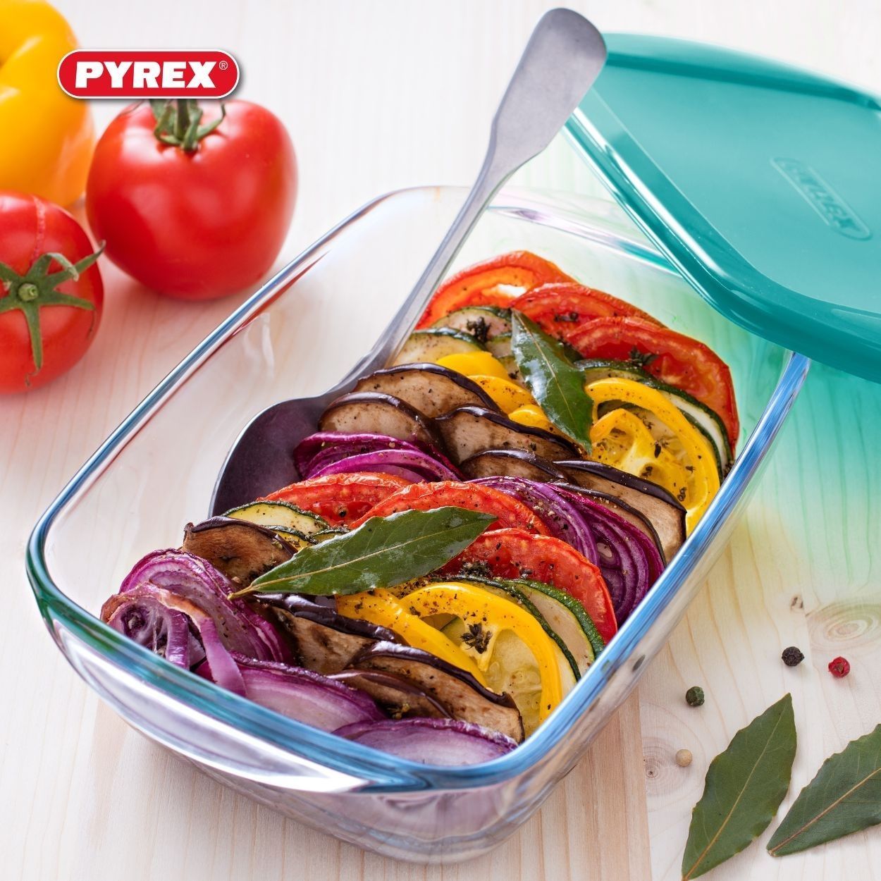 Pyrex Cook & Store Rectangle Dish with Lid 400ml