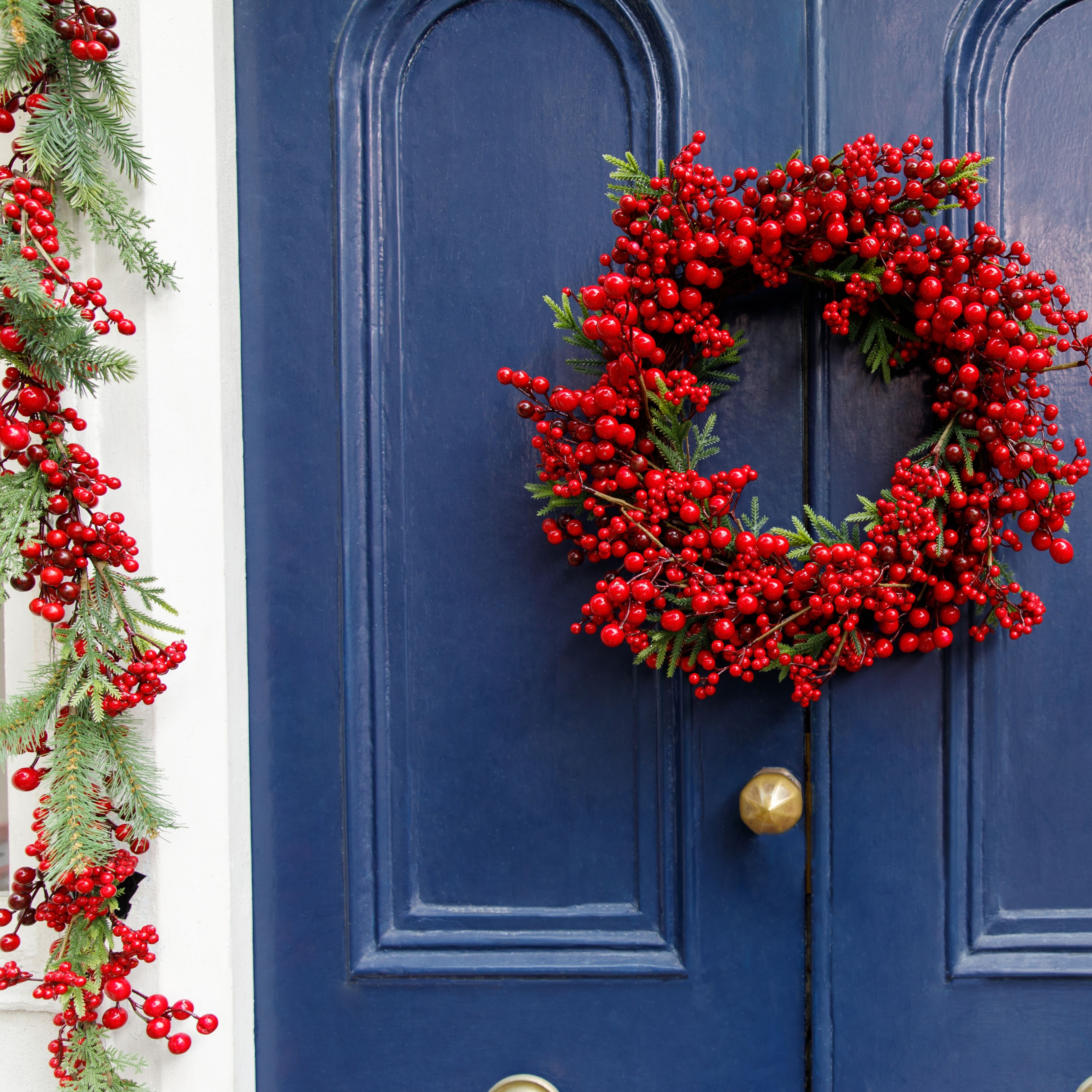 Red Berry Wreath 60cm