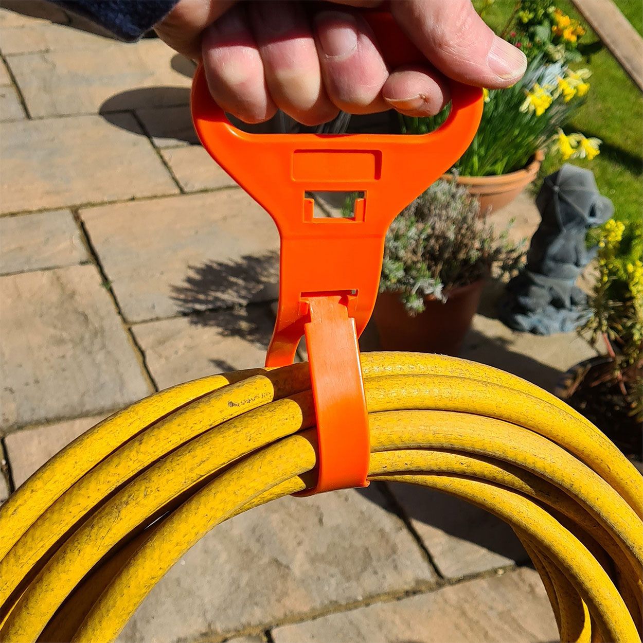 D-Line Handy Hanger