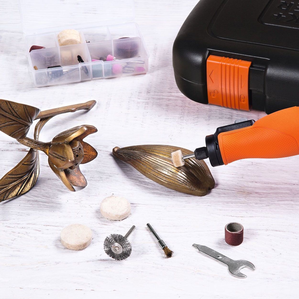 Black & Decker 7.2V Rotary Tool Kit Box