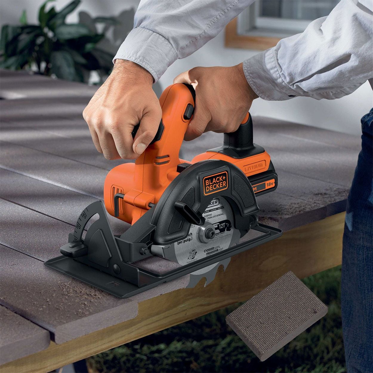 B&D 18V Circular Saw w 1.5AH battery