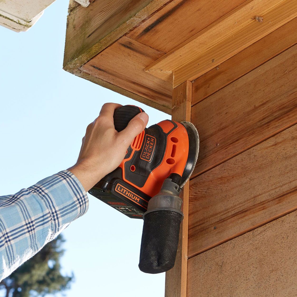 BLACK & DECKER 18V Random Orbital Sander 1.5Ah battery