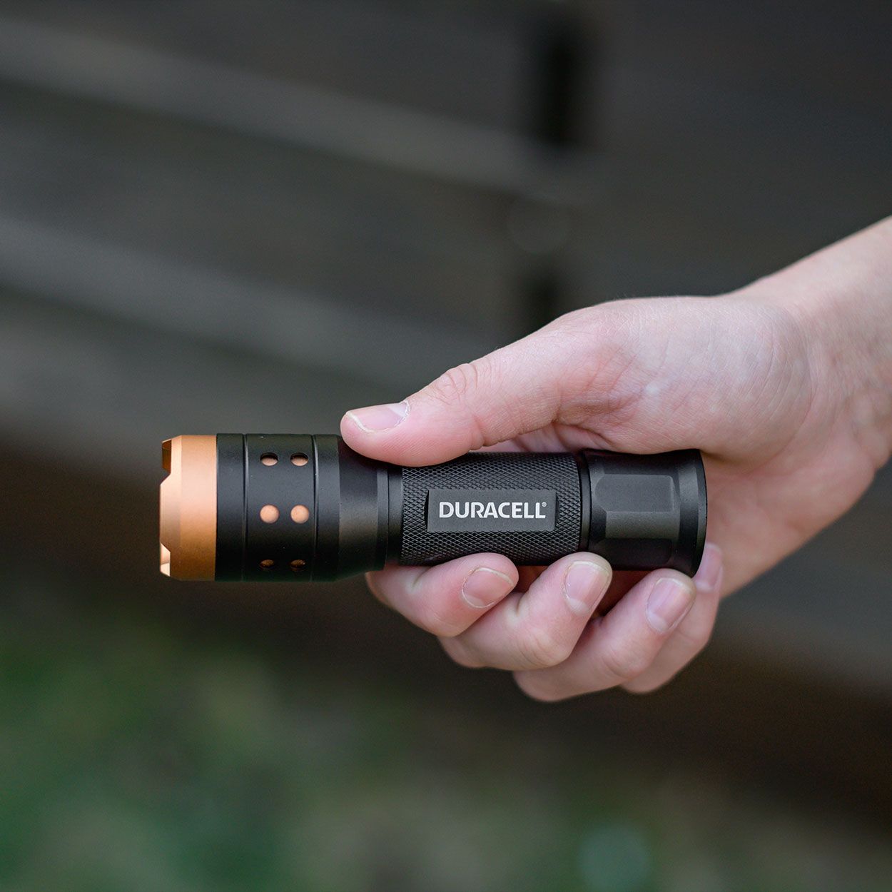Duracell 350 Lumen Focusing Flashlight