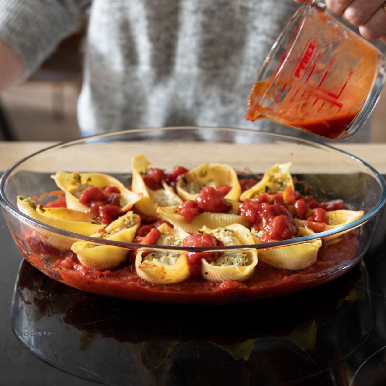 Pyrex Oval Roaster 2Ltr