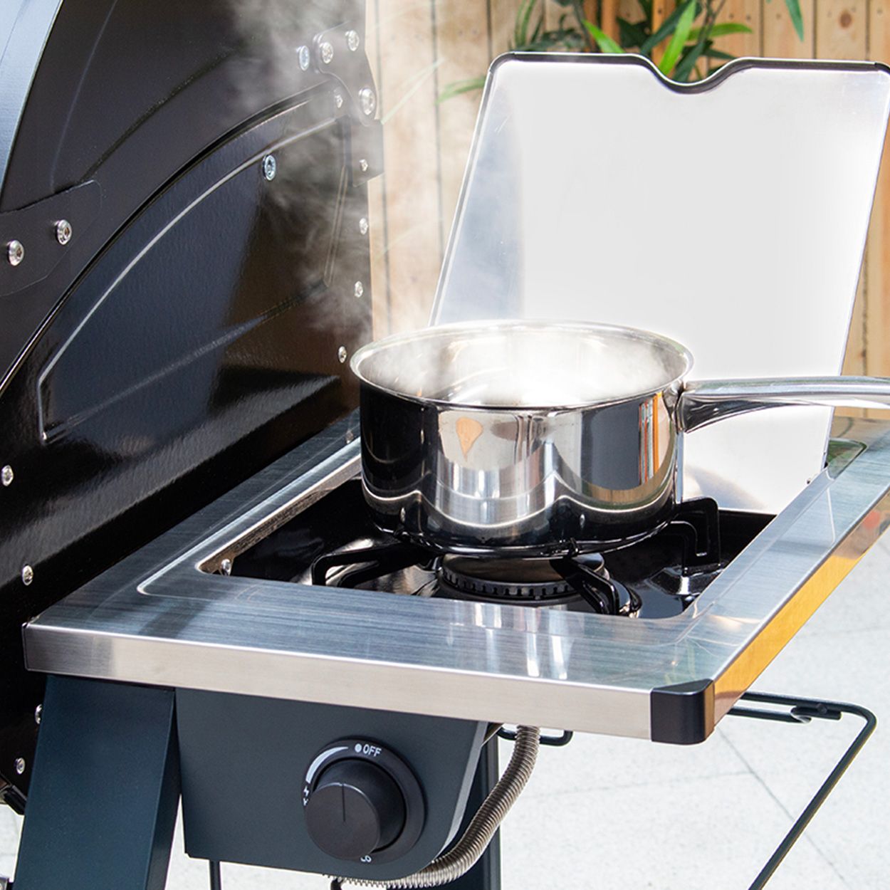 Sahara S375 Roaster 3 Burner Gas BBQ