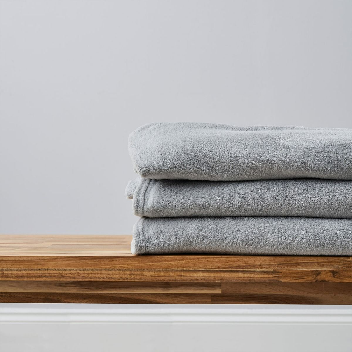 Microfleece Throw 130Cm X 160Cm Silver