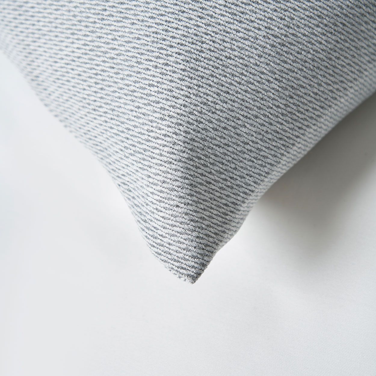 Loft Cushion 45X45Cm Silver