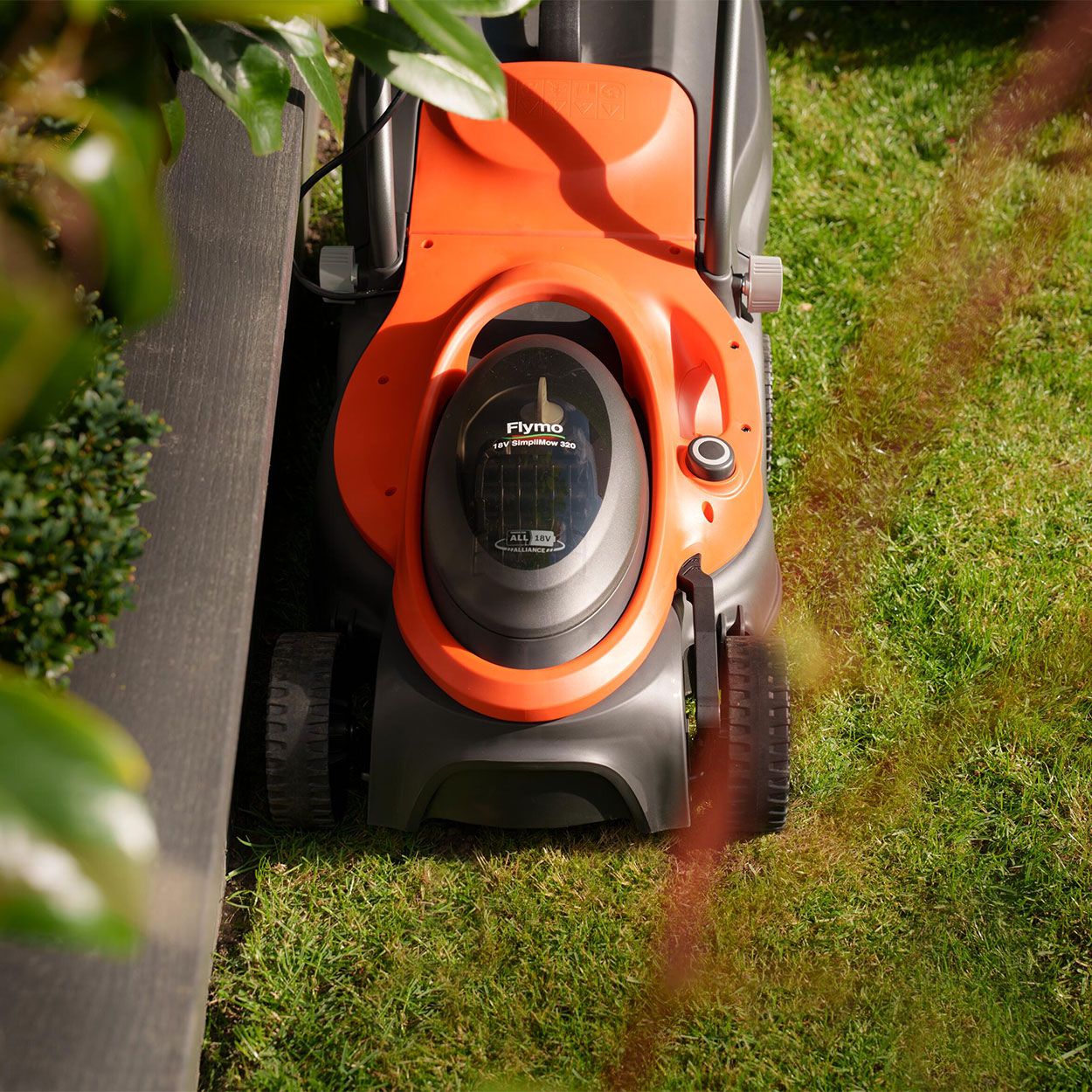 Flymo 18V Simplimow 320 Battery Lawnmower