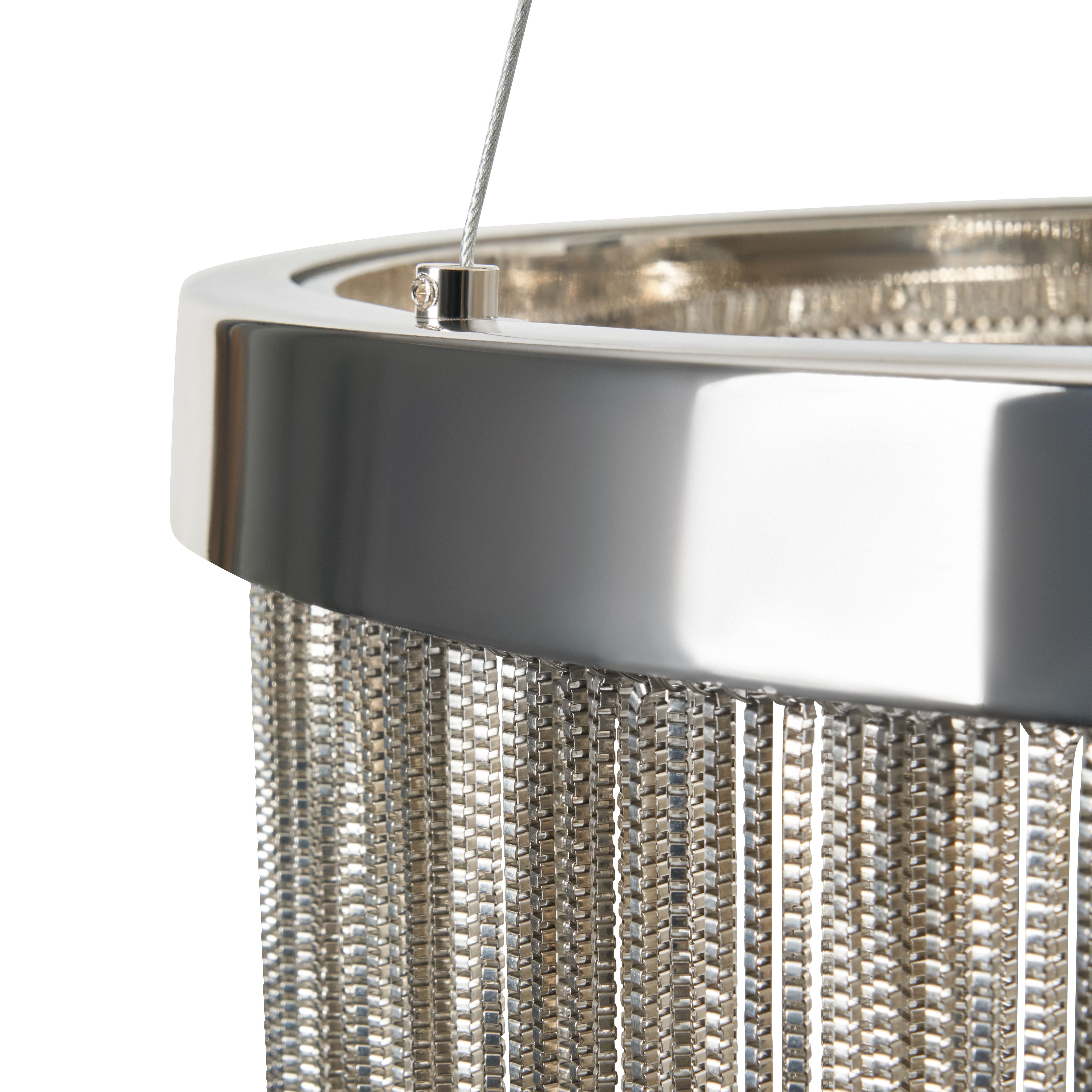 Pavari Chain LED Pendant