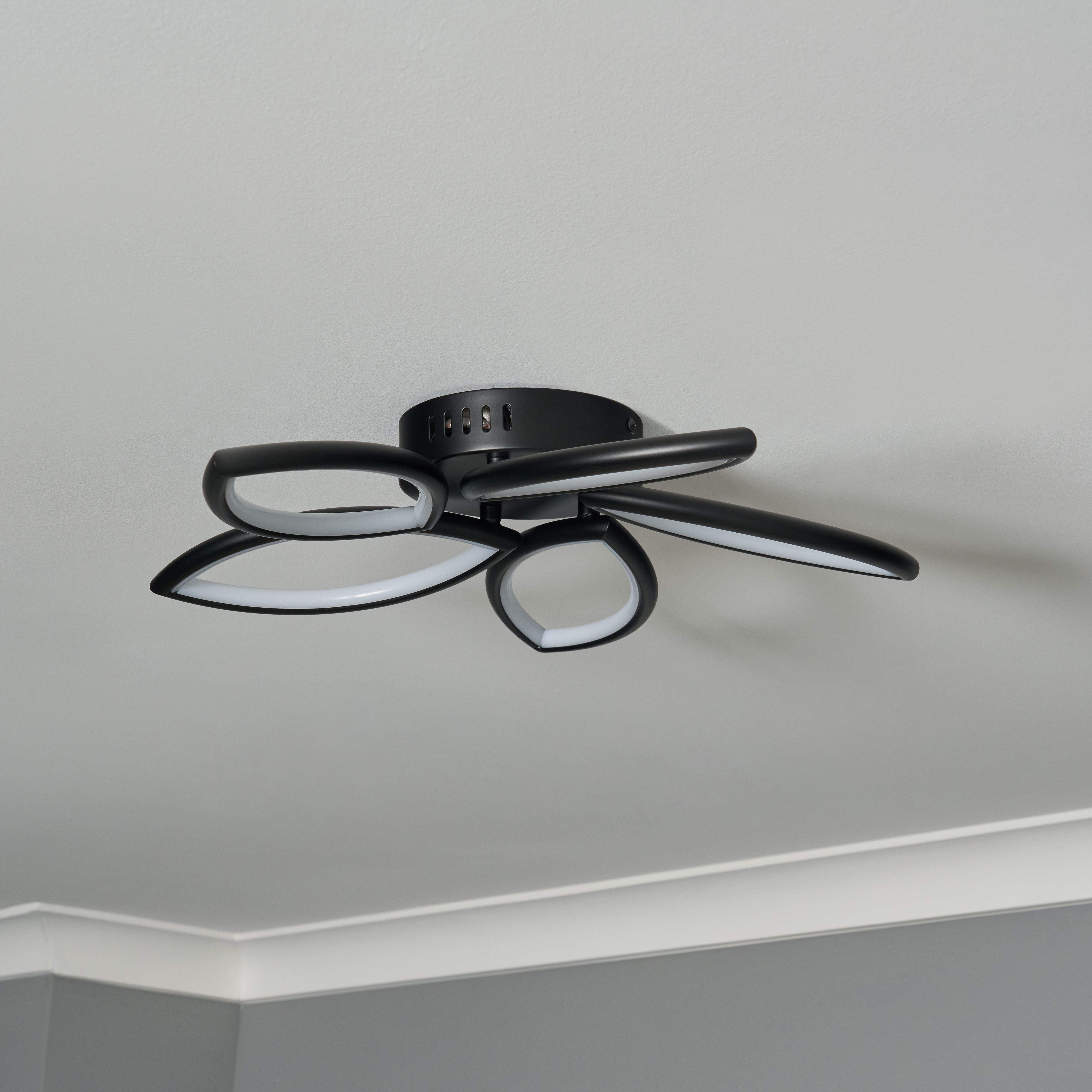 Renza 5 Leaf LED Ceiling Light Black