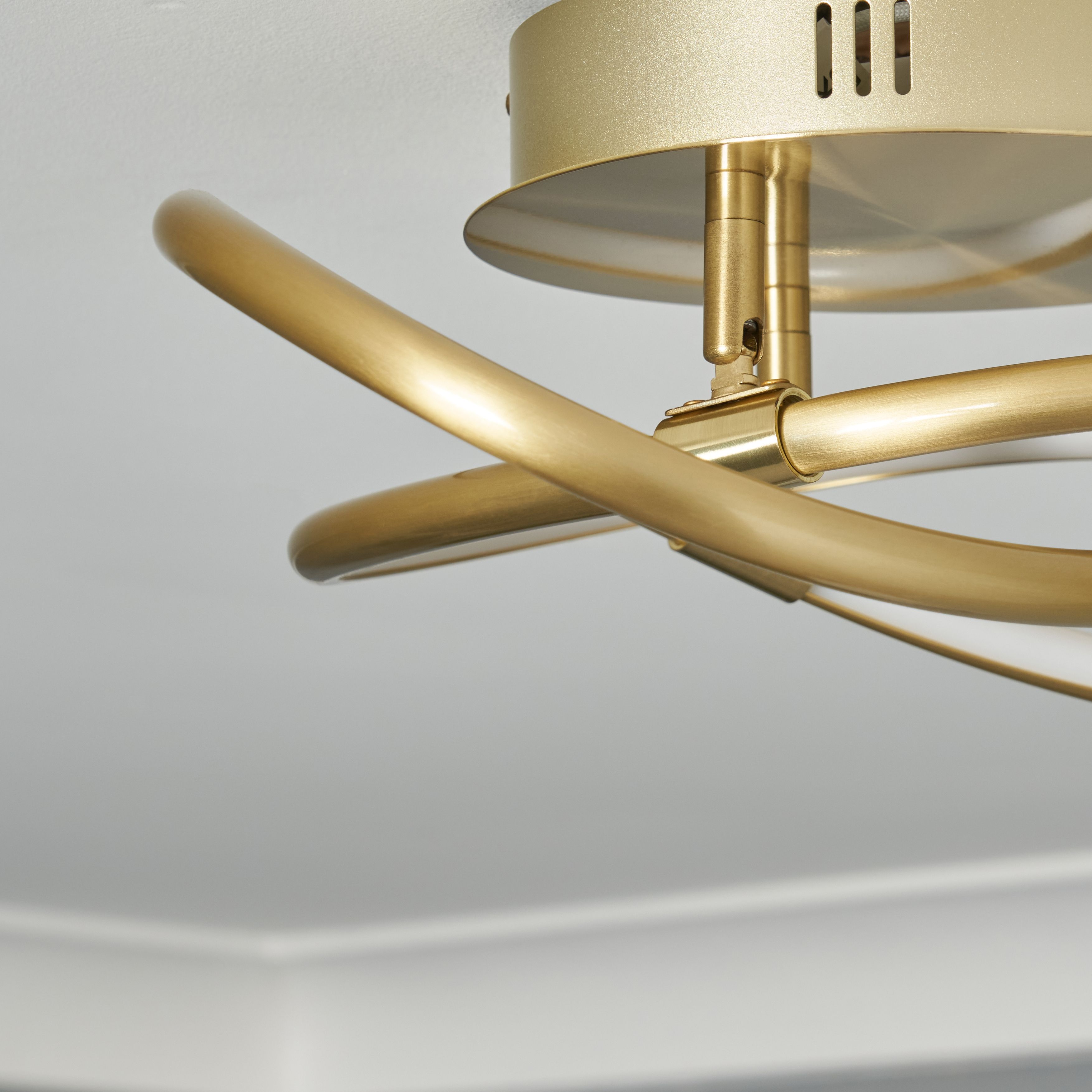 Serio Knotted Shape LED Flush Satin Brass