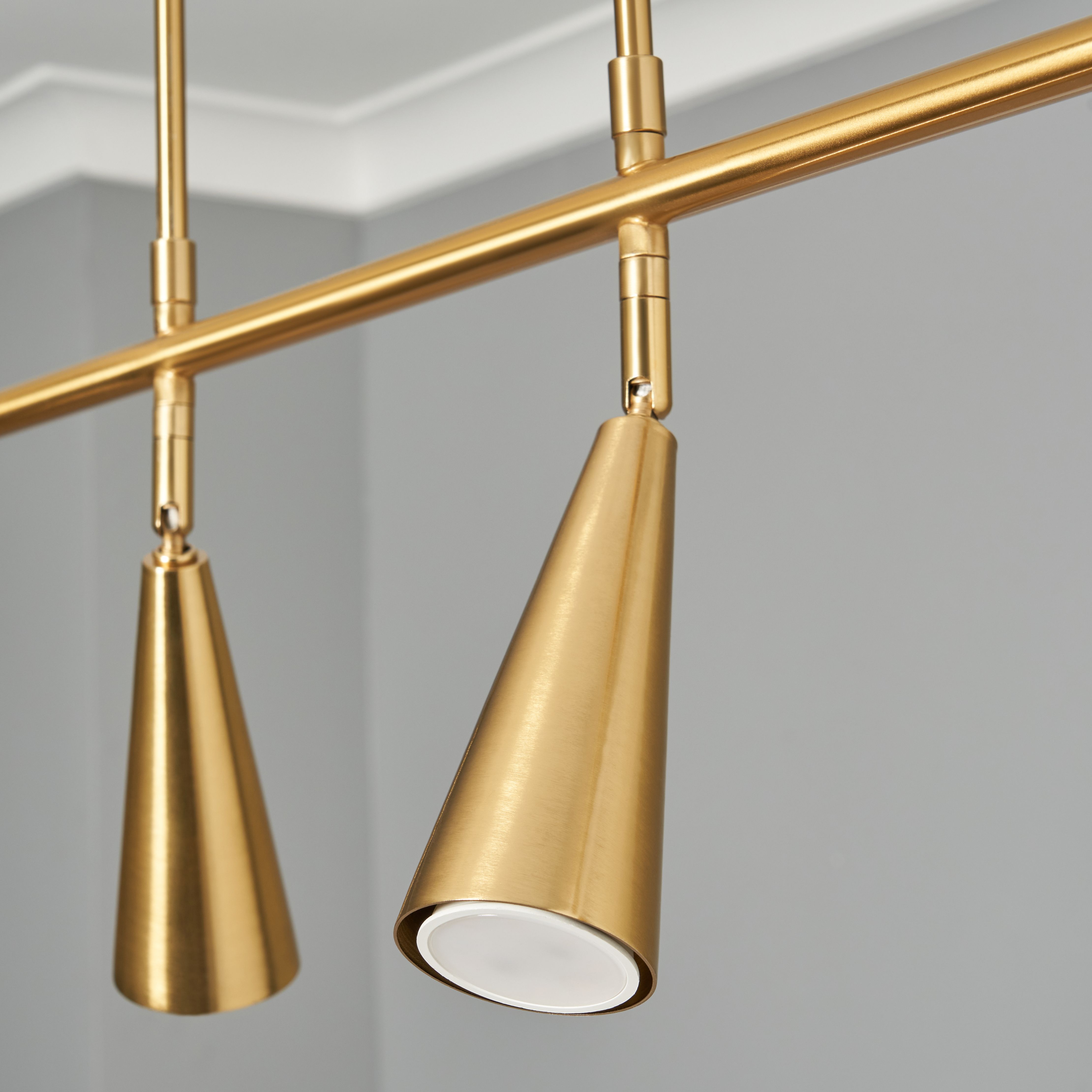 Borda Cone 4 Light Spotlight Bar