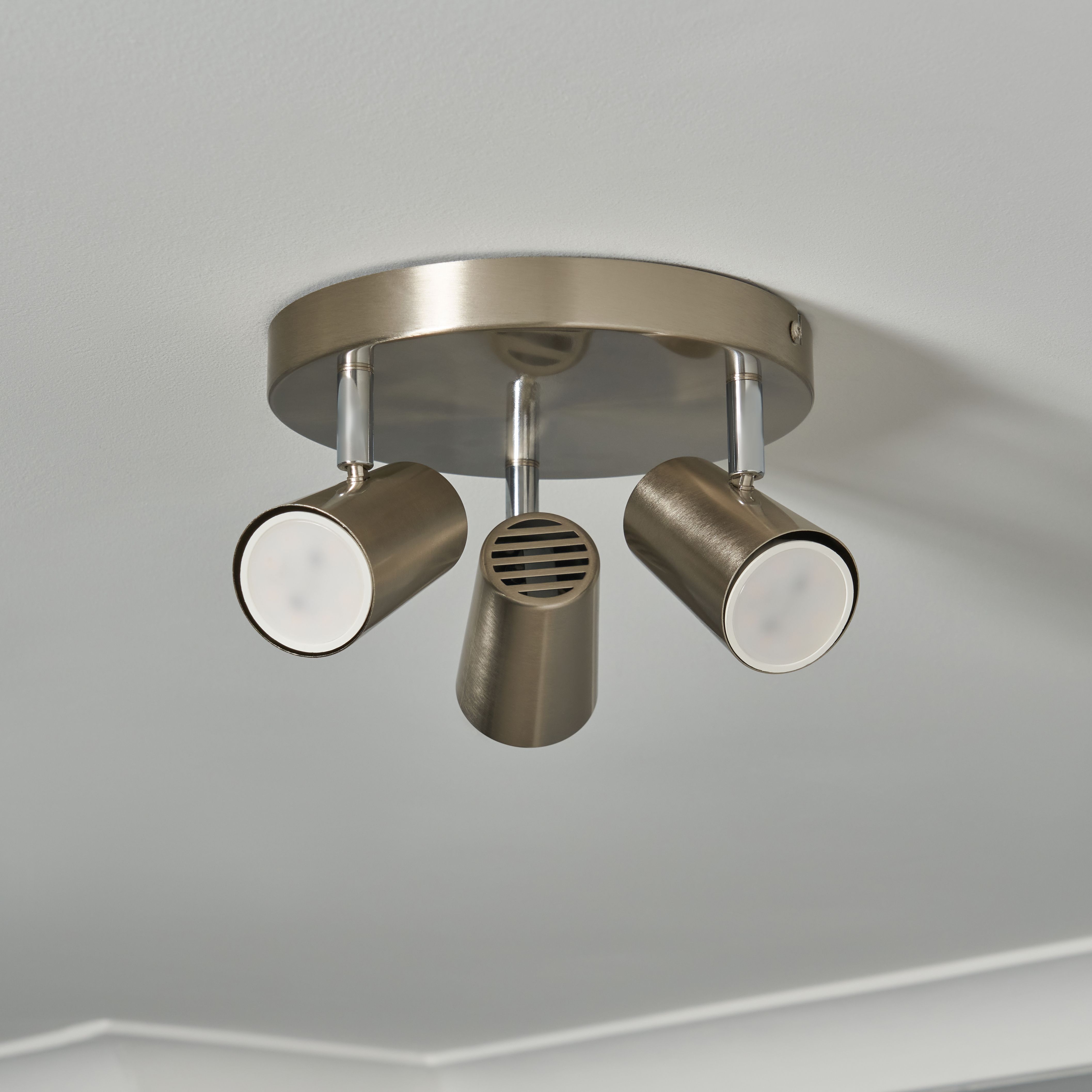 Harvey 3 Light Plate Adjust Spotlight - Satin Nickel