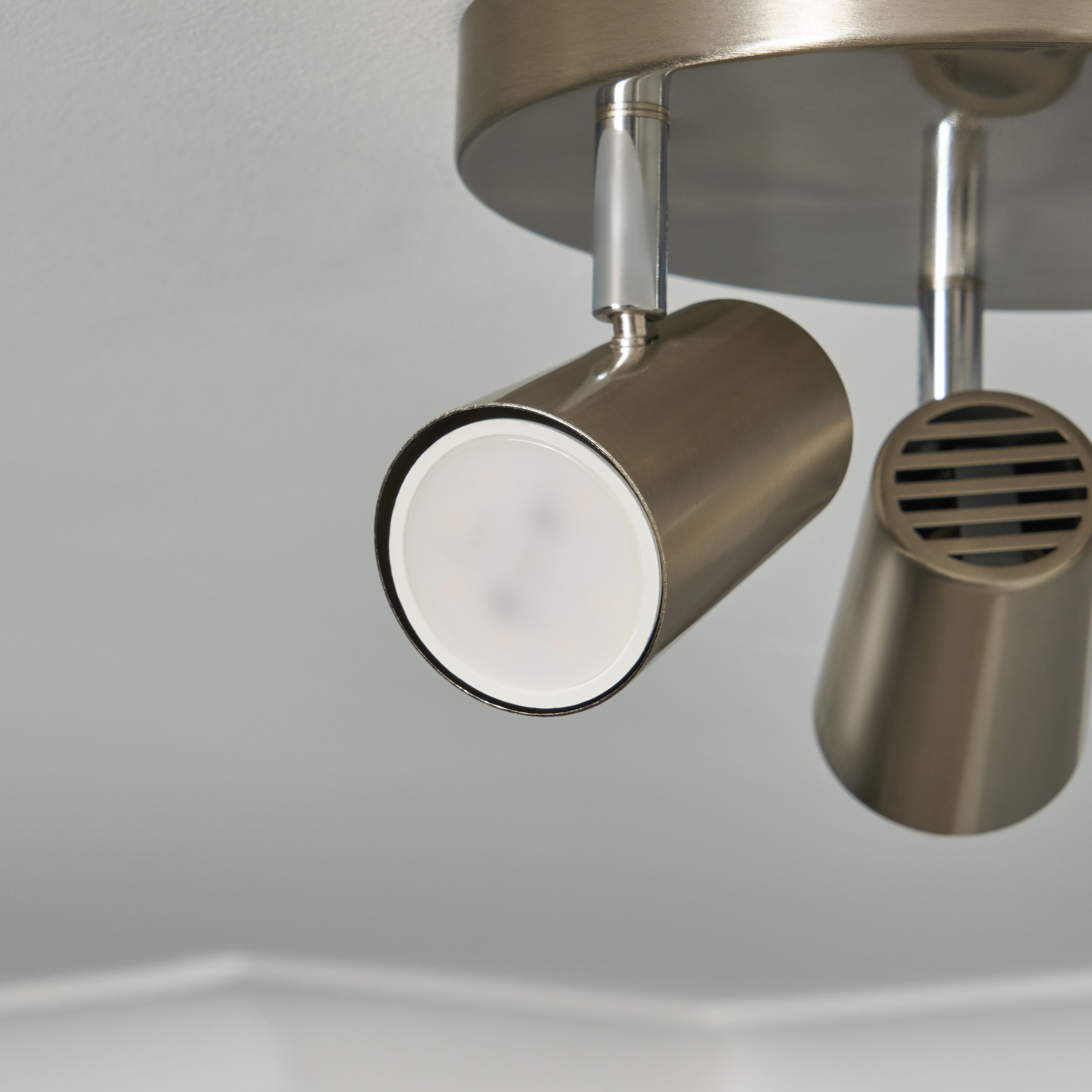 Harvey 3 Light Plate Adjust Spotlight - Satin Nickel