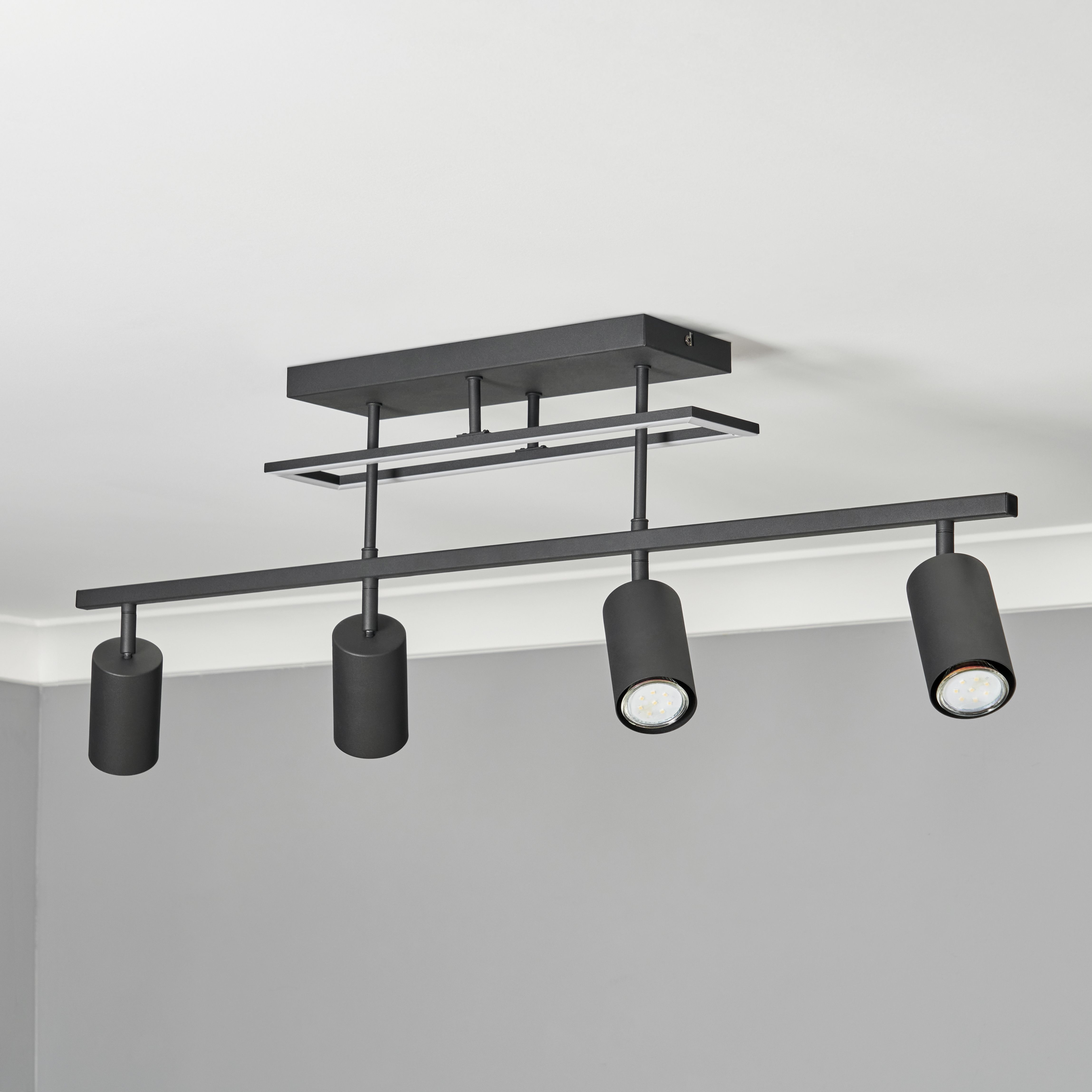 Odeo 4 Light Bar Adjustable Spotlight - Black