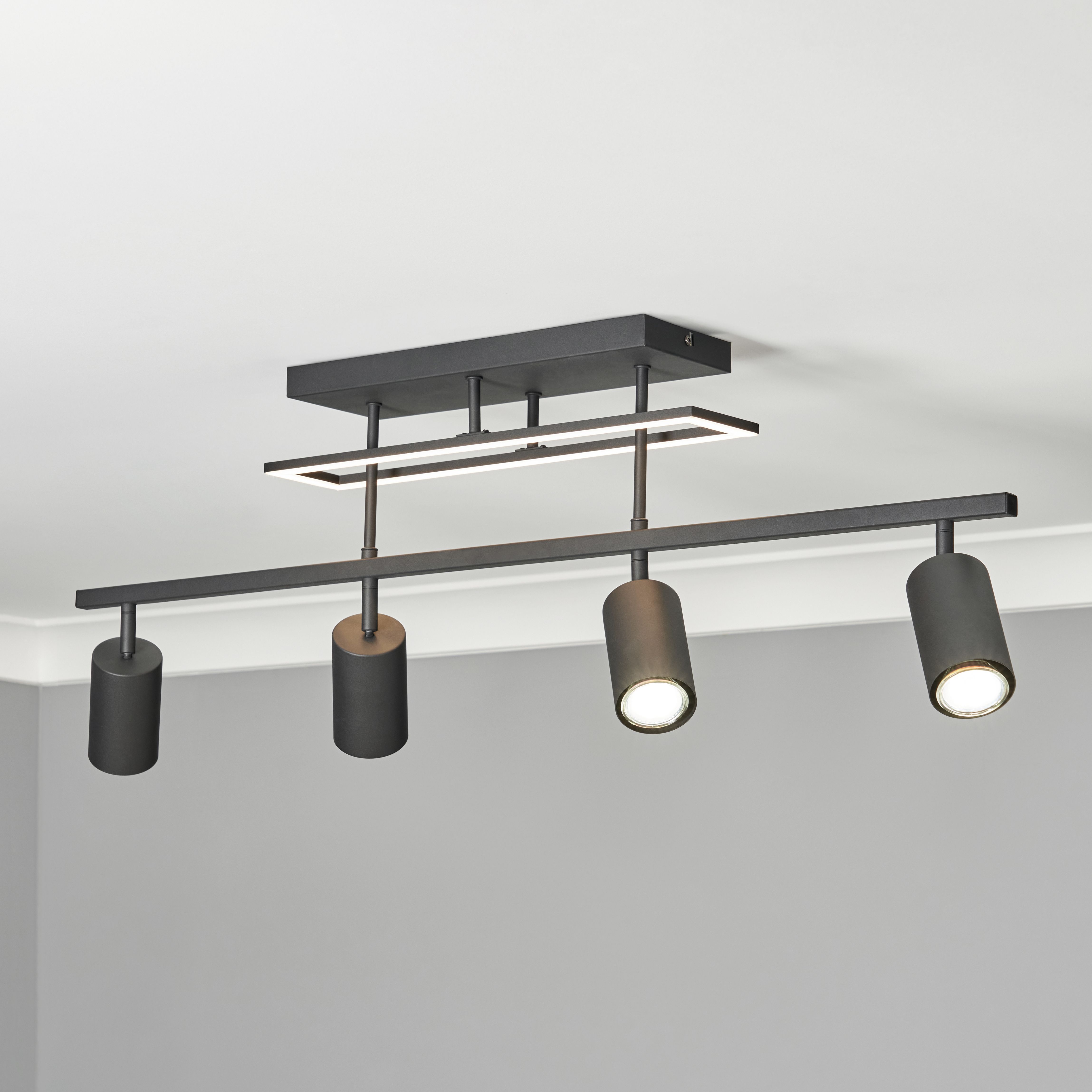 Odeo 4 Light Bar Adjustable Spotlight - Black