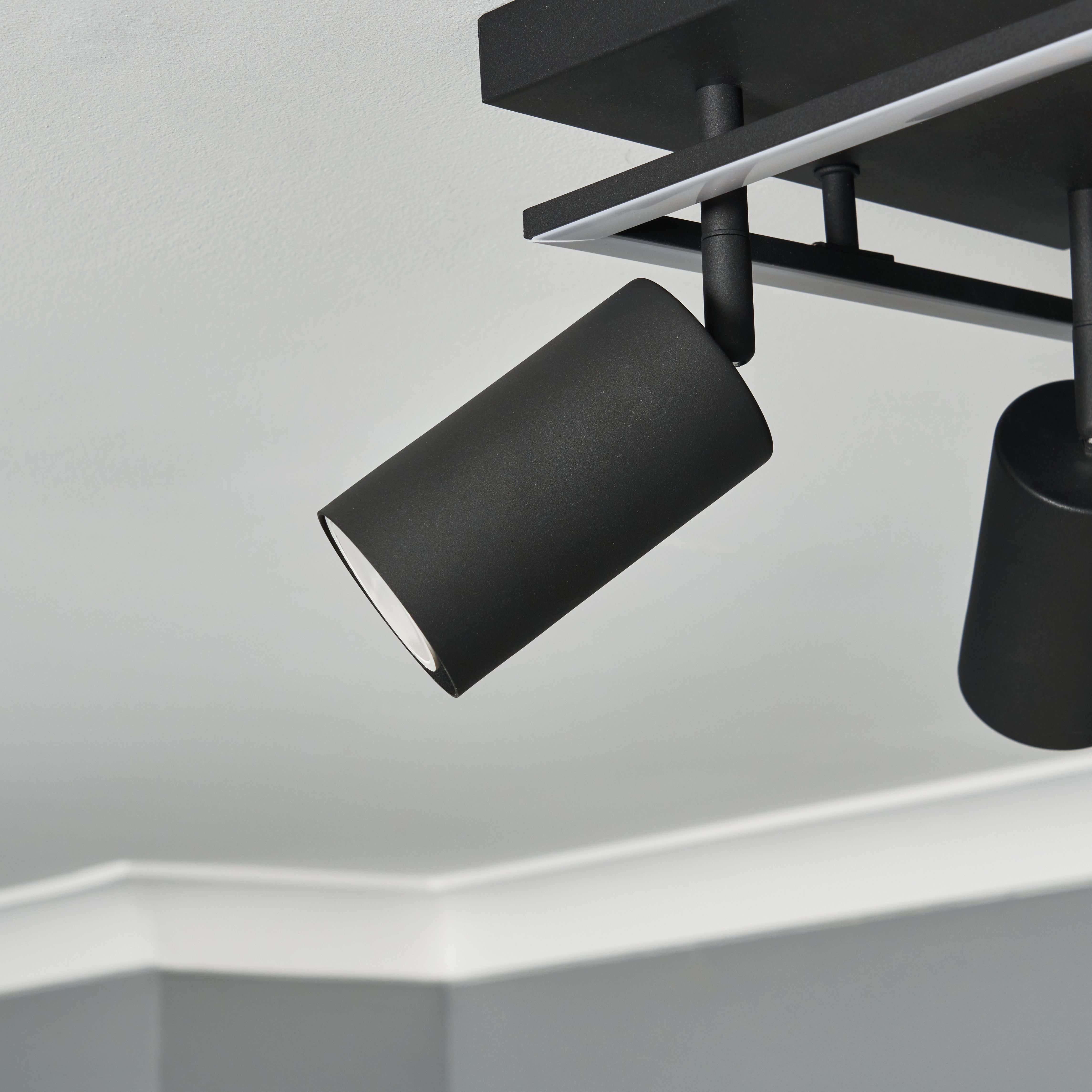 Odeo 4 Light Plate Adjustable Spotlight - Black