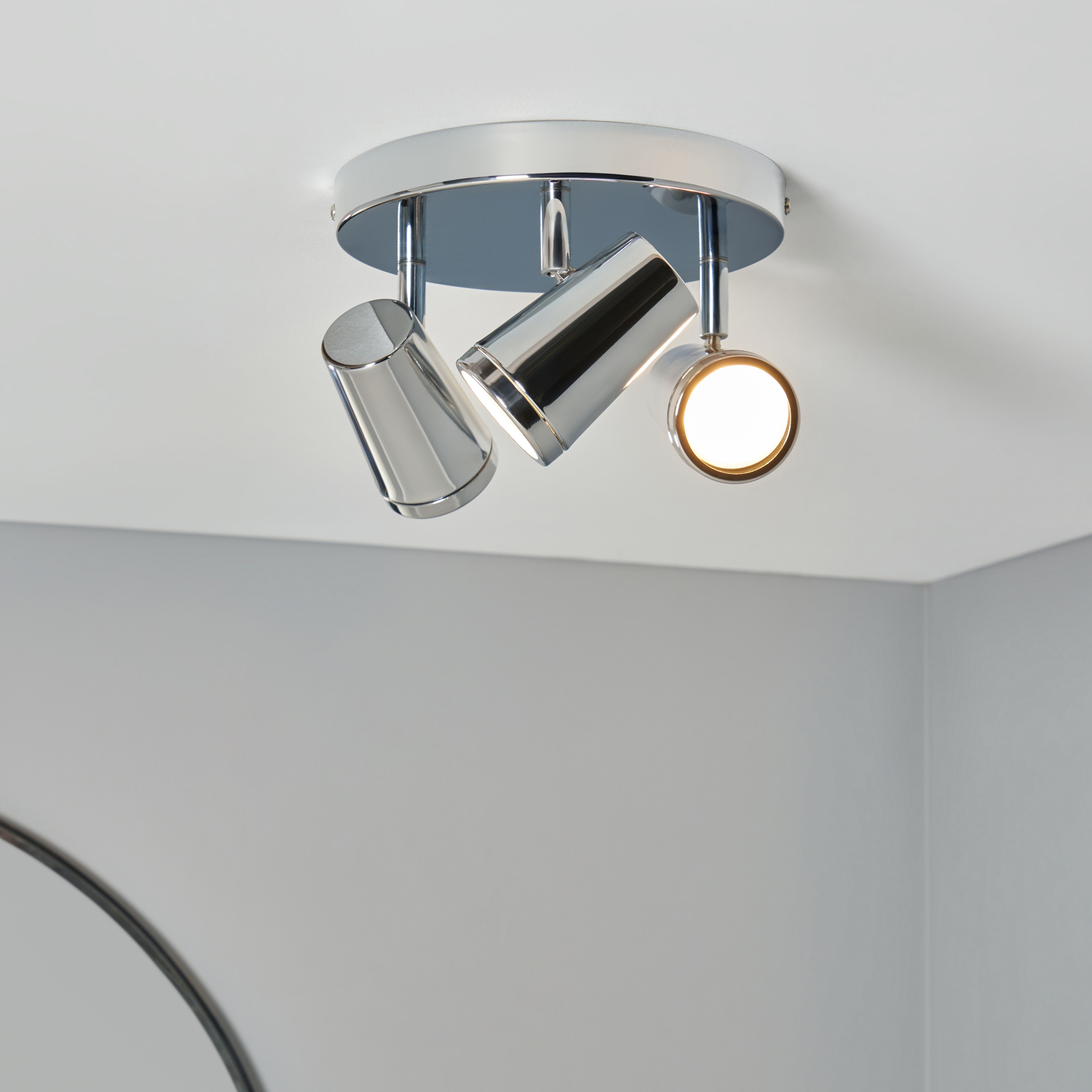 Trasi Spot Round Plate IP44 - Chrome