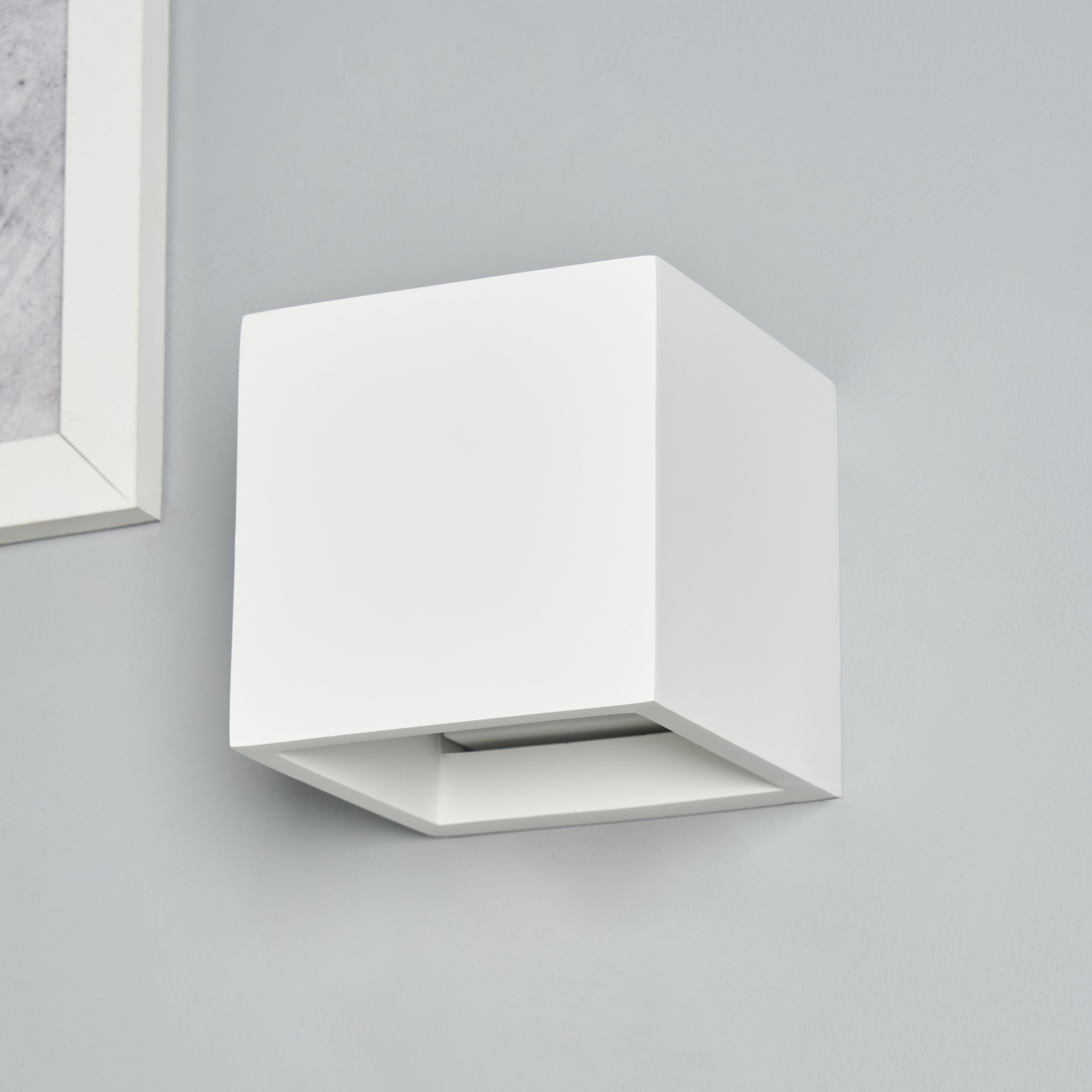 Neiras Sqaure Plaster Wall Light