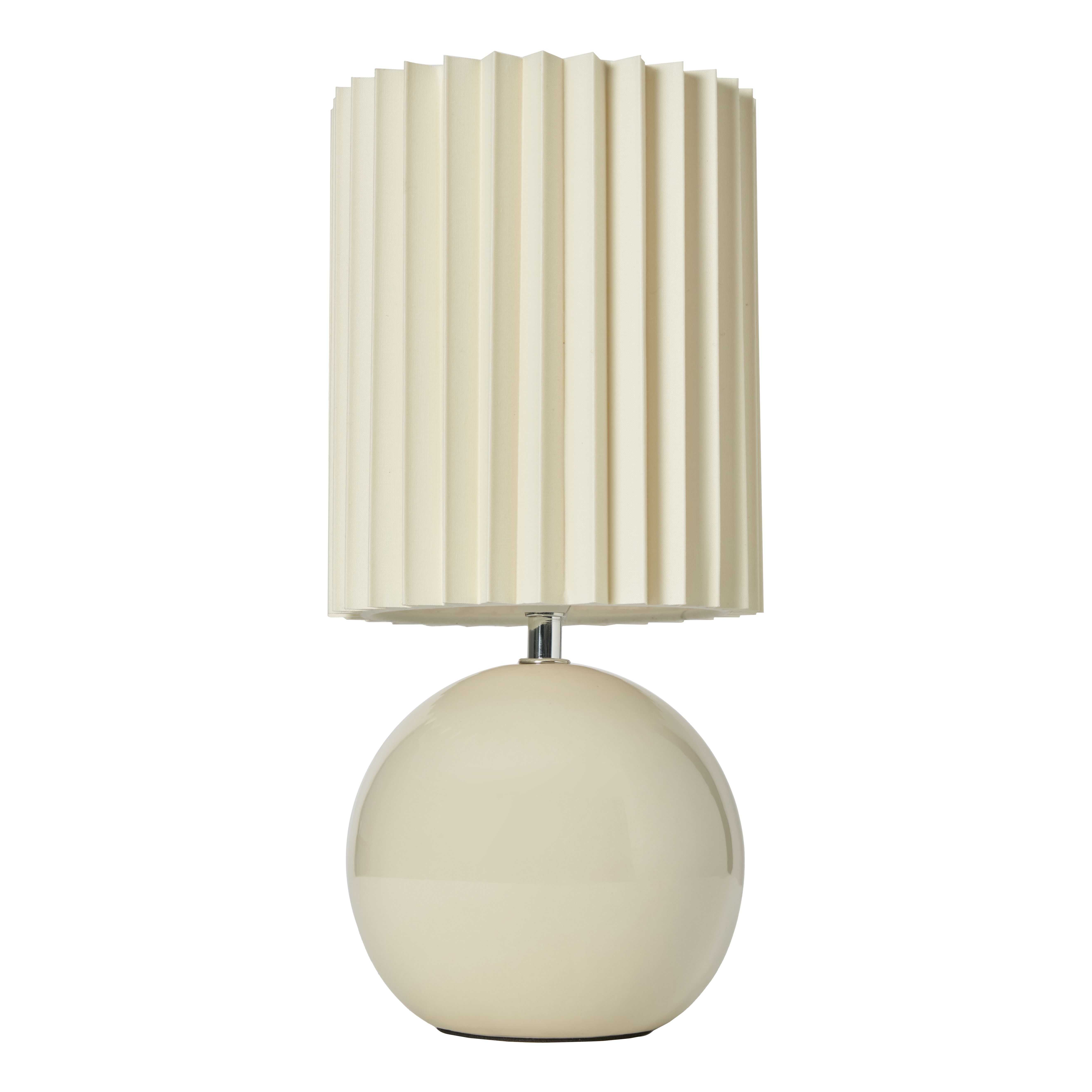 Lagoa Knife Pleat Table Lamp