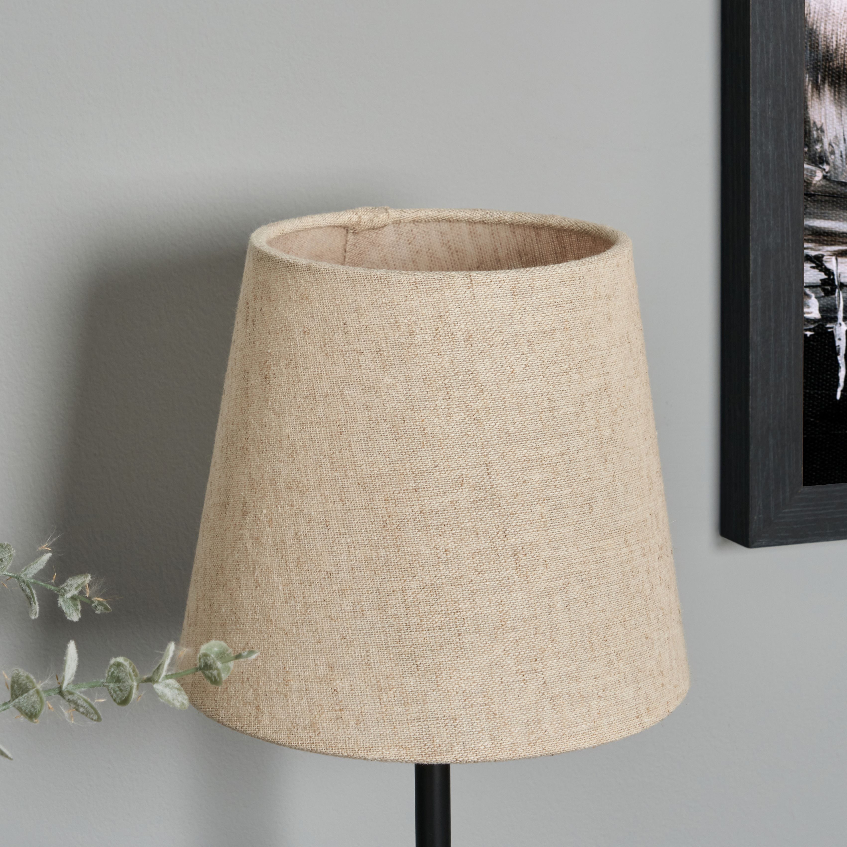 Carpo Stepped Base Round Table Lamp