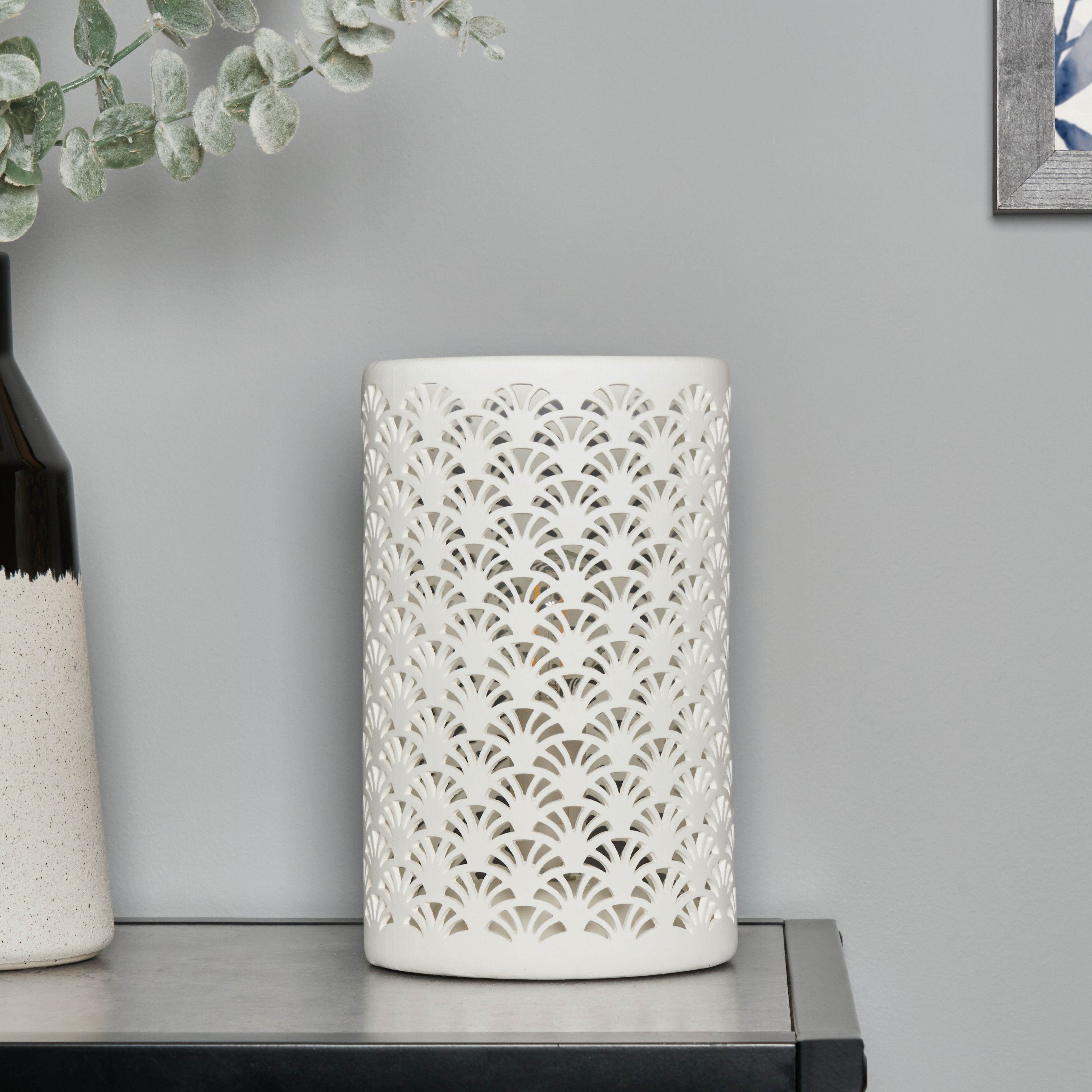 Javesi Pierced Porcelain Table Lamp