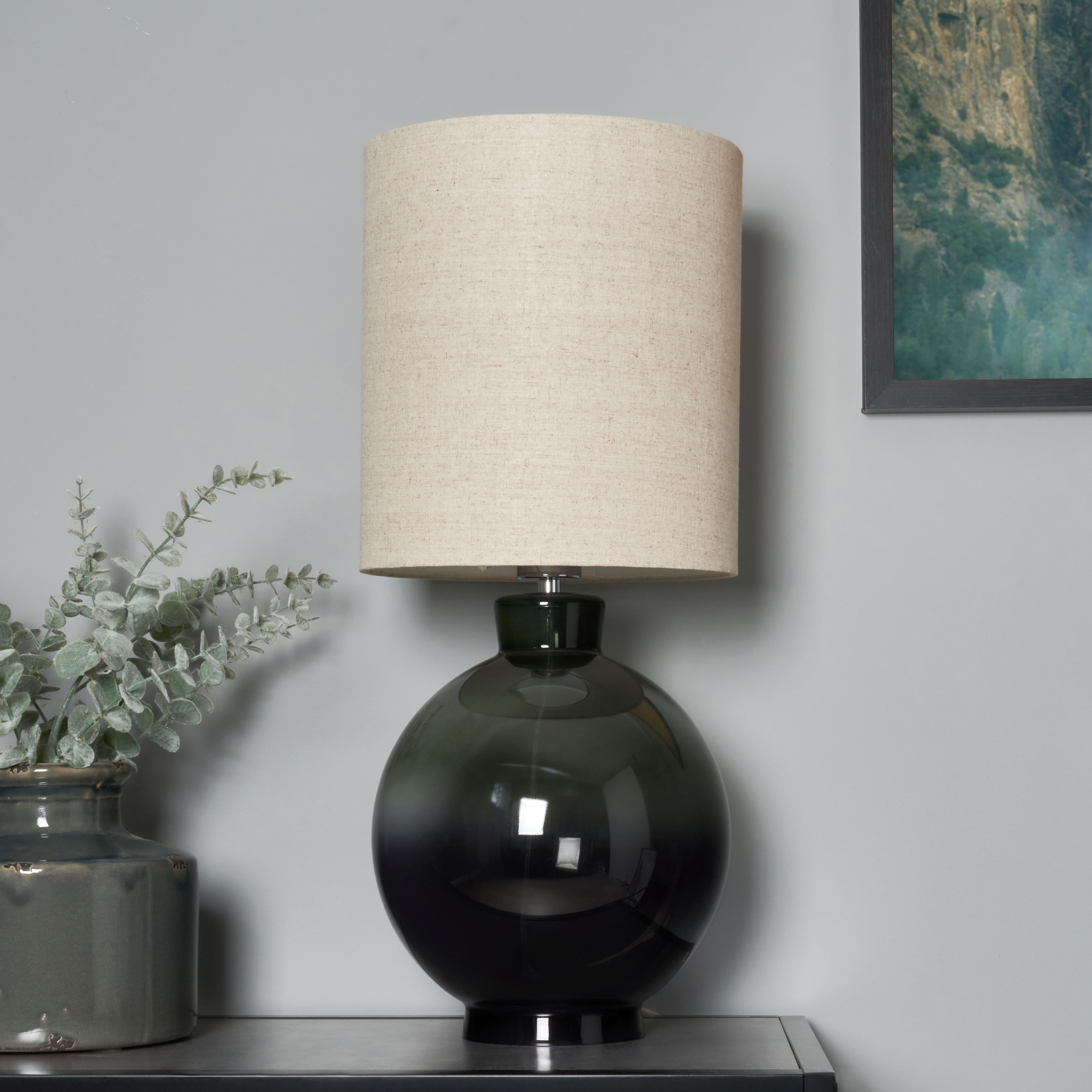Finla Large Ombre Table Lamp
