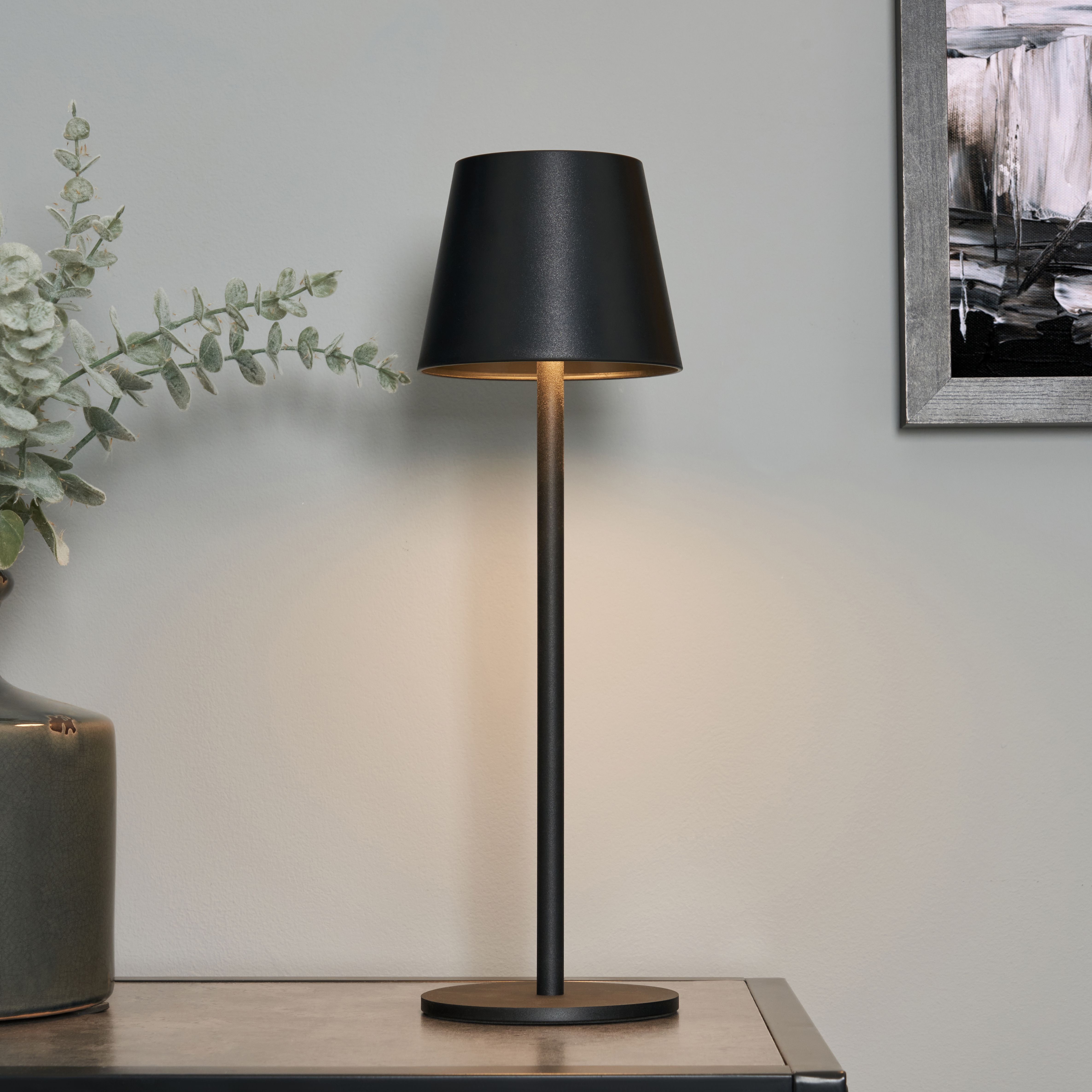 Benac Ip44 Rechargeable Led Table Lamp Black