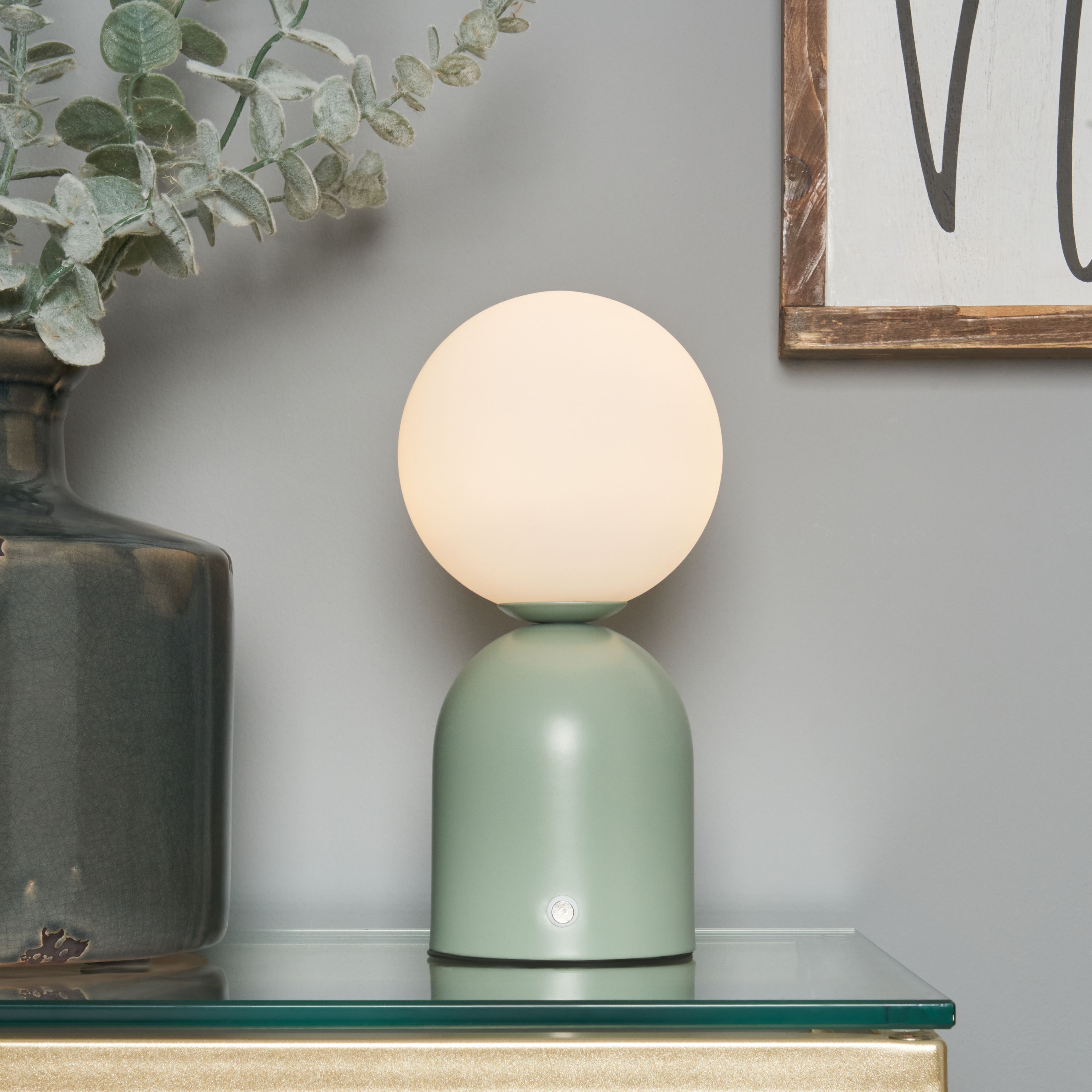 Celyn Reachargeable Table Lamp