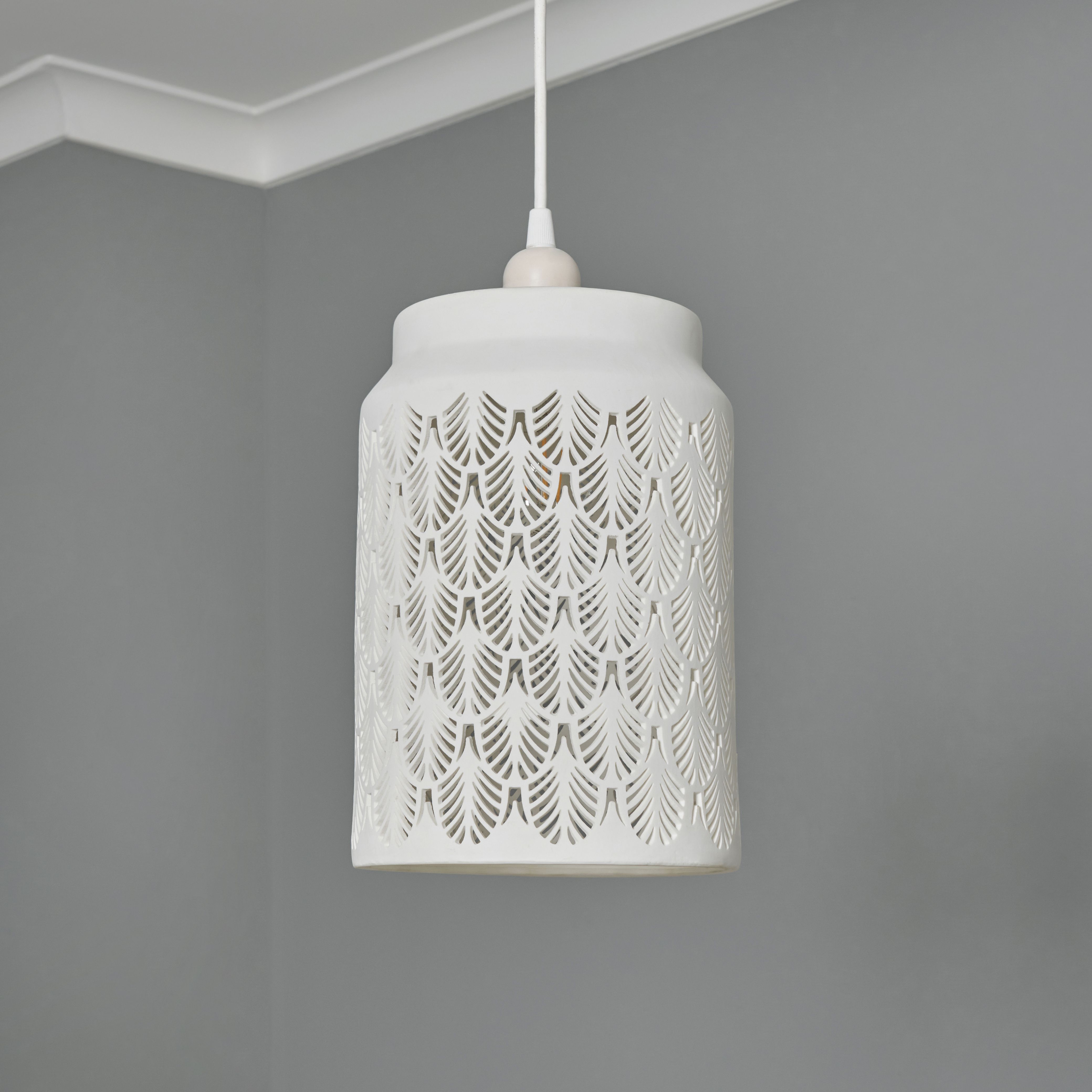 Ercina Pierced Porcelain Easy Fit