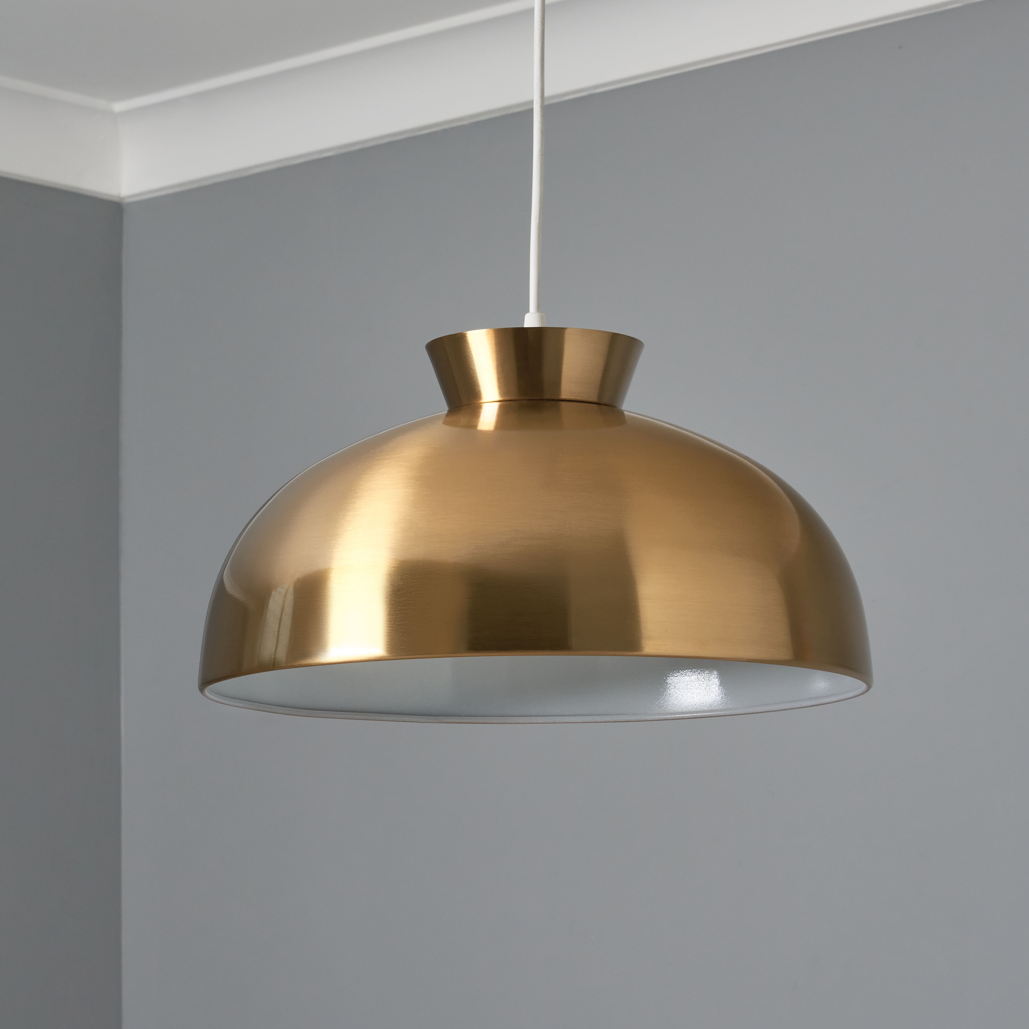 Nuevo Metal Diner Easy Fit Warm Satin Brass 