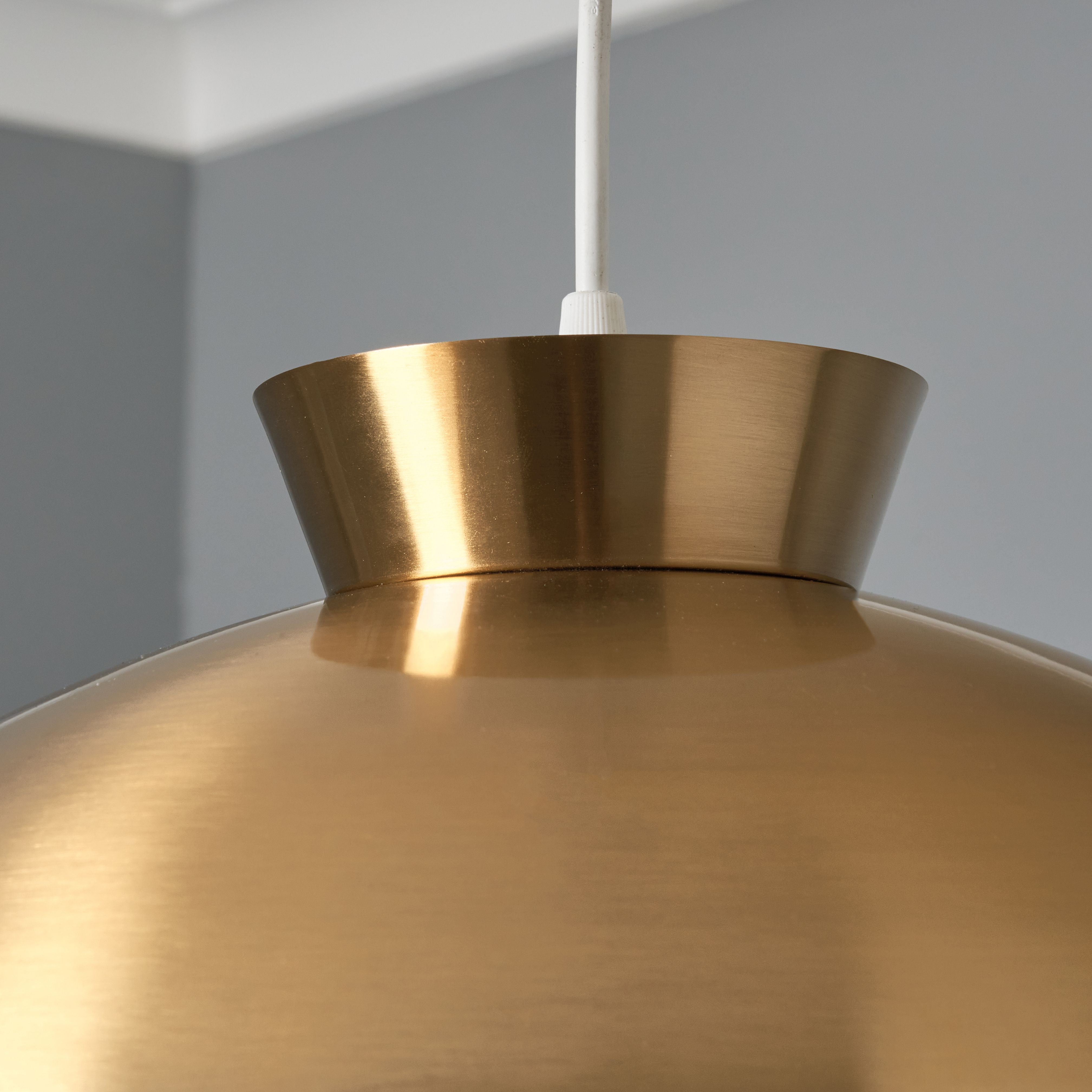 Nuevo Metal Diner Easy Fit Warm Satin Brass 