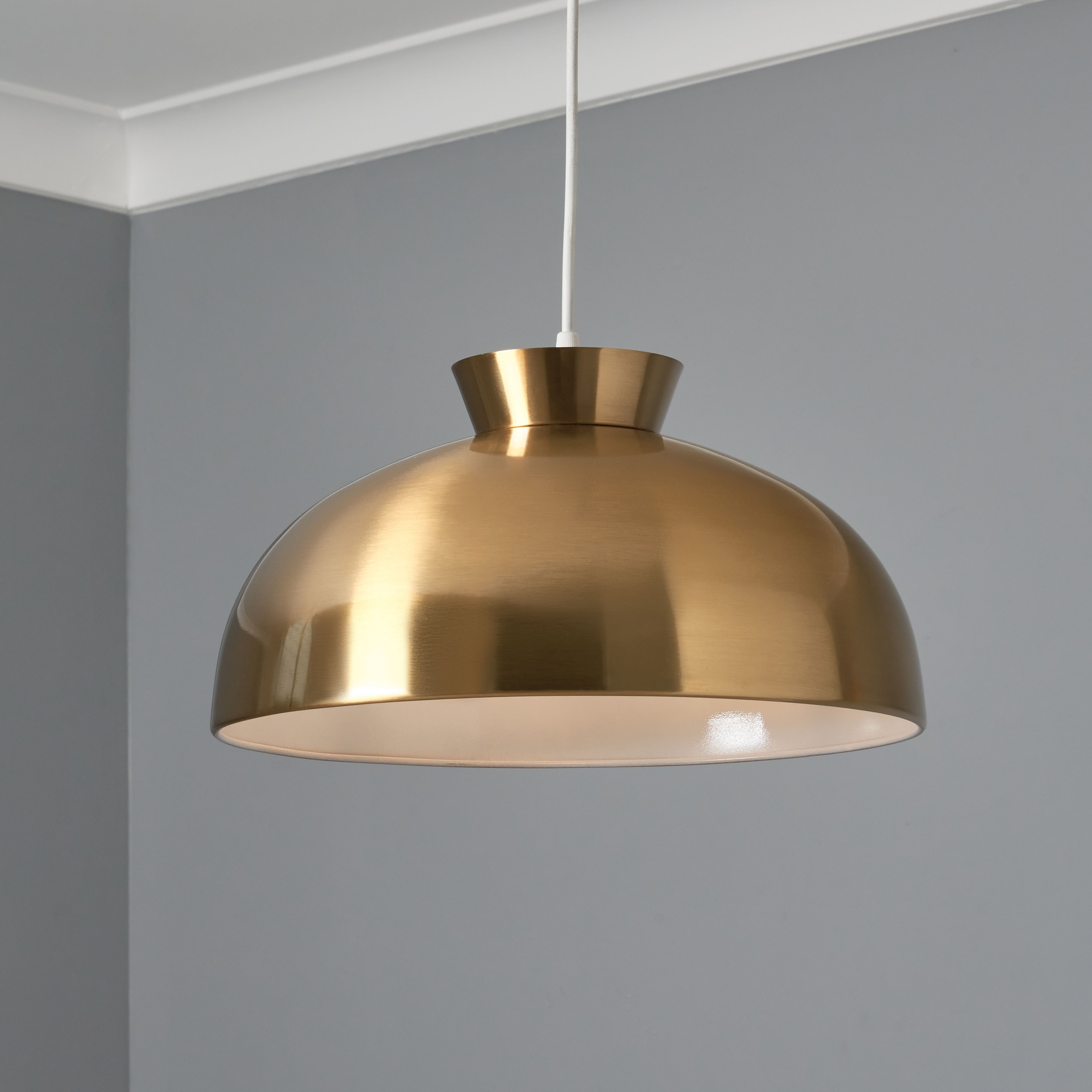 Nuevo Metal Diner Easy Fit Warm Satin Brass 