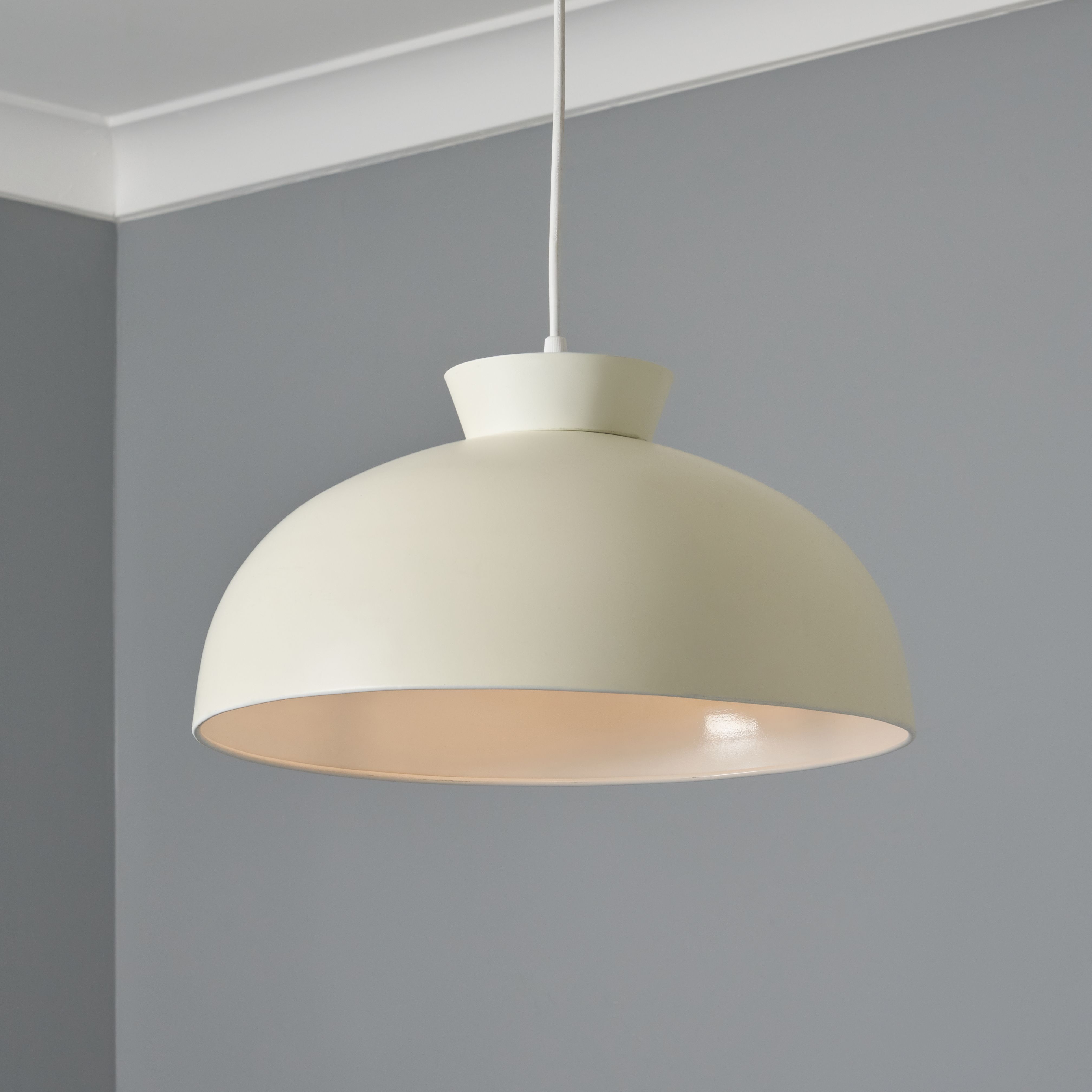 Nuevo Metal Diner Easy Fit Ivory 