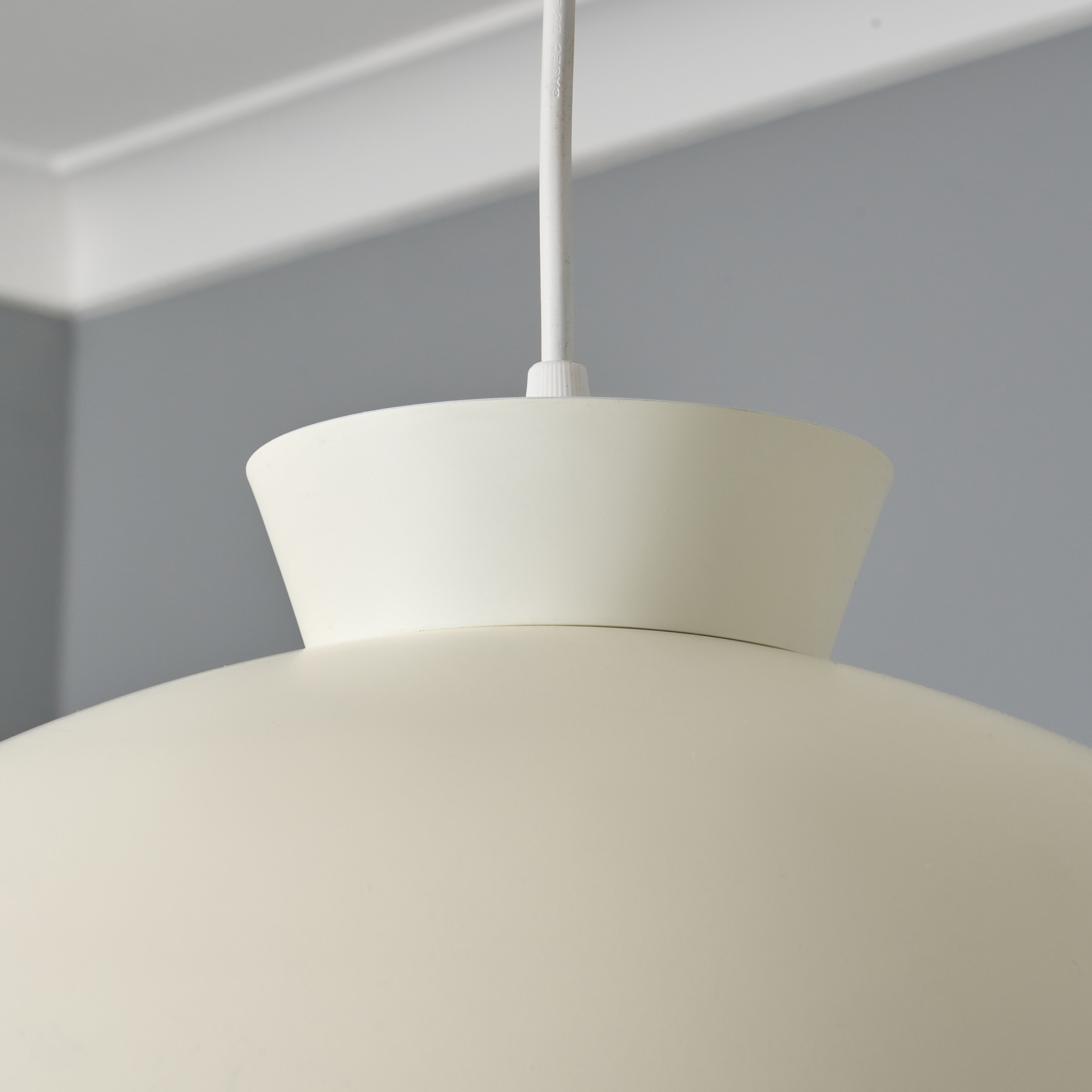 Nuevo Metal Diner Easy Fit Ivory 